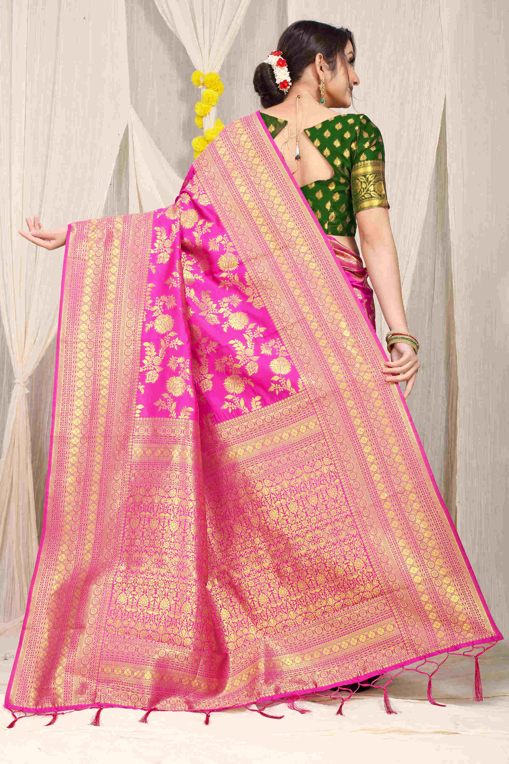 Pink Soft Silk Saree With Blouse Piece