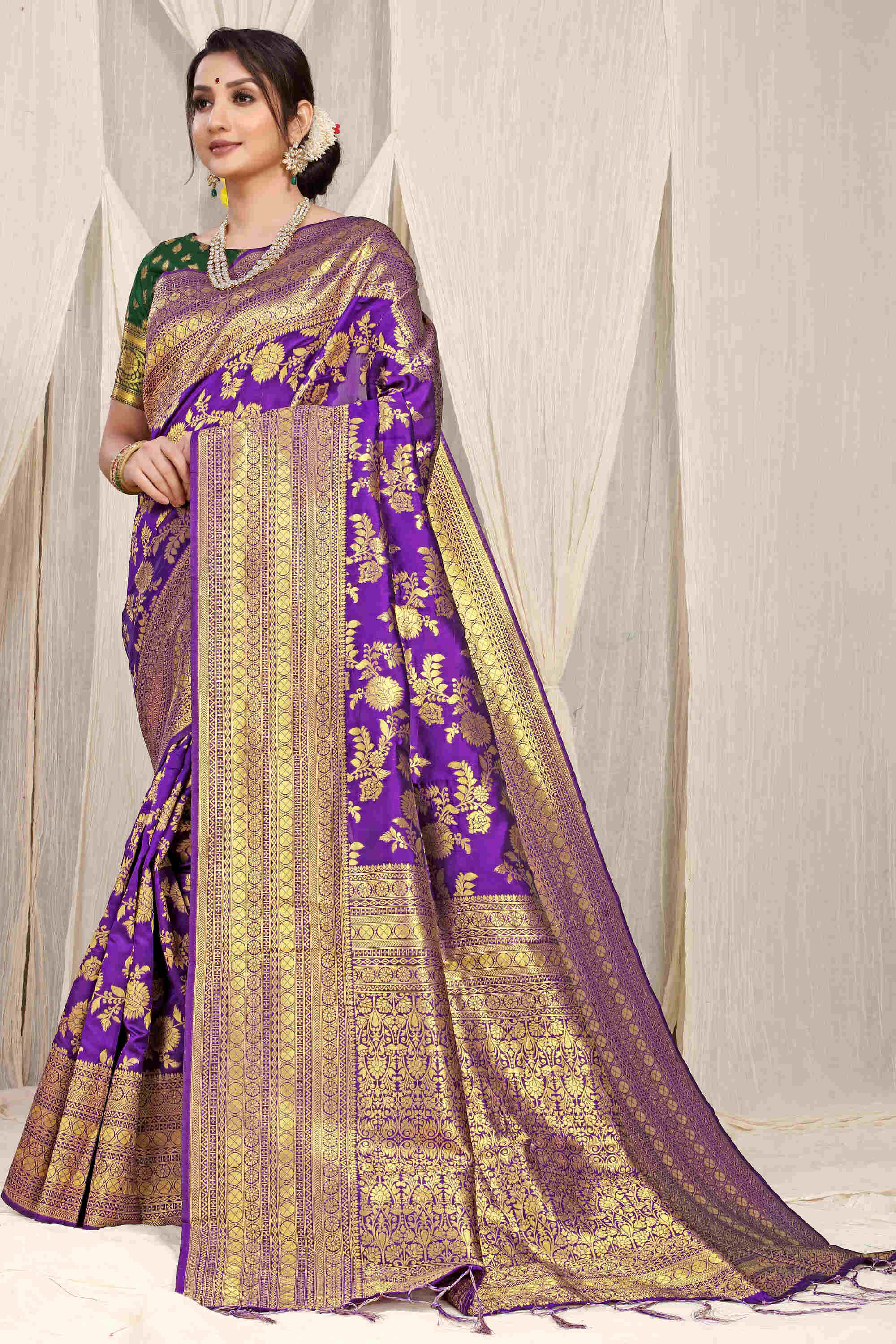 Purple Soft Silk Saree With Blouse Piece