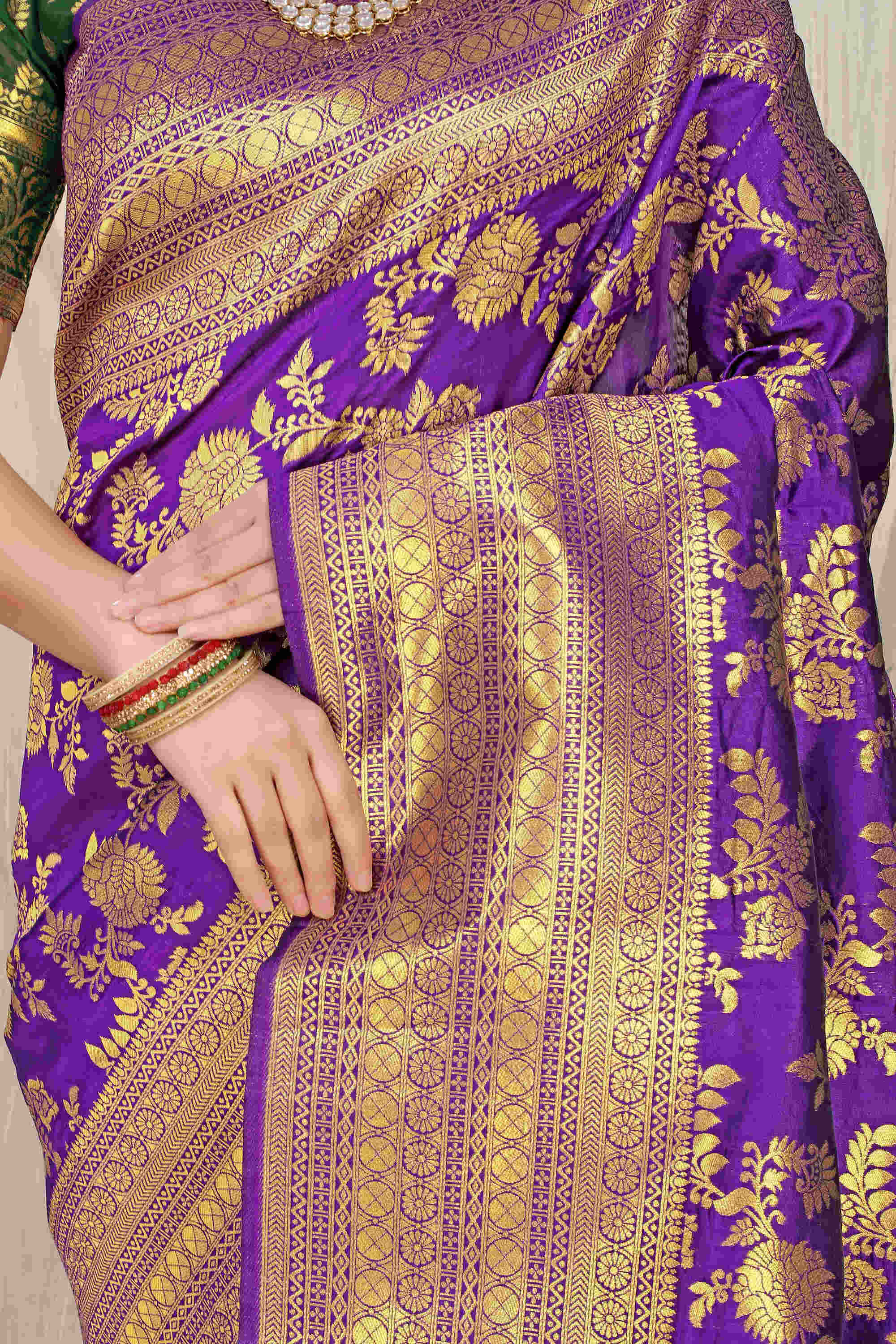 Purple Soft Silk Saree With Blouse Piece