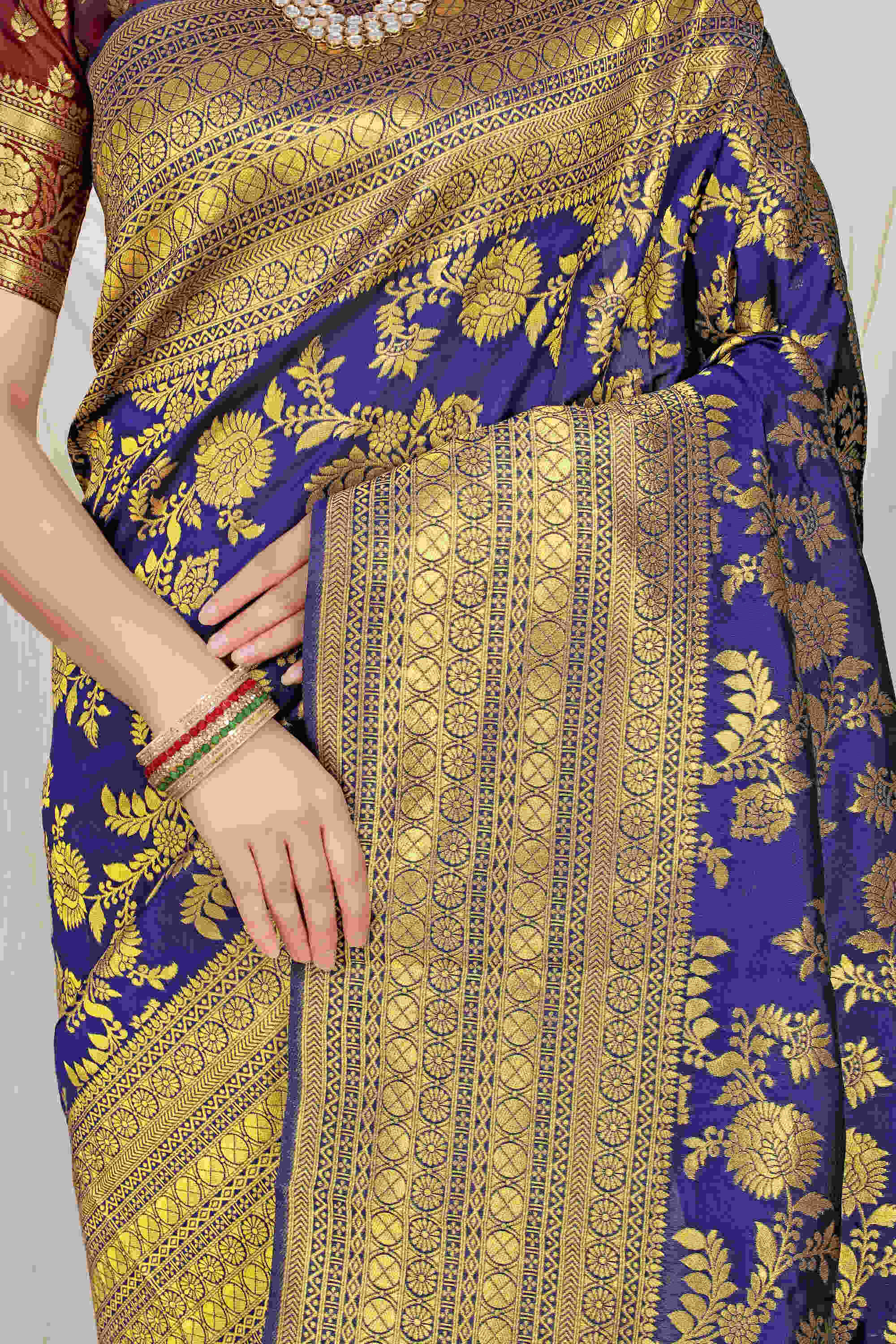 Navy Blue Soft Silk Saree With Blouse Piece