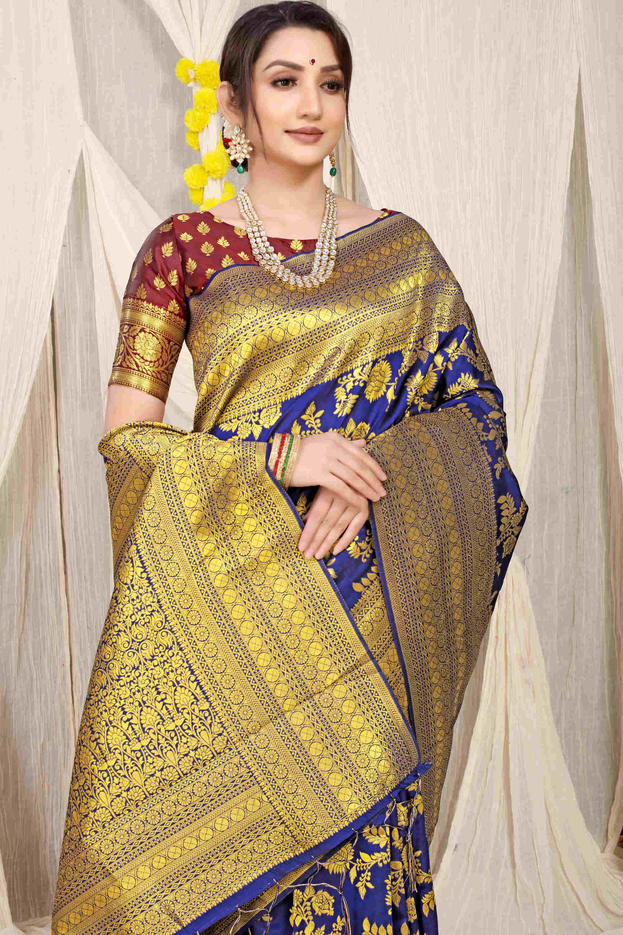 Navy Blue Soft Silk Saree With Blouse Piece