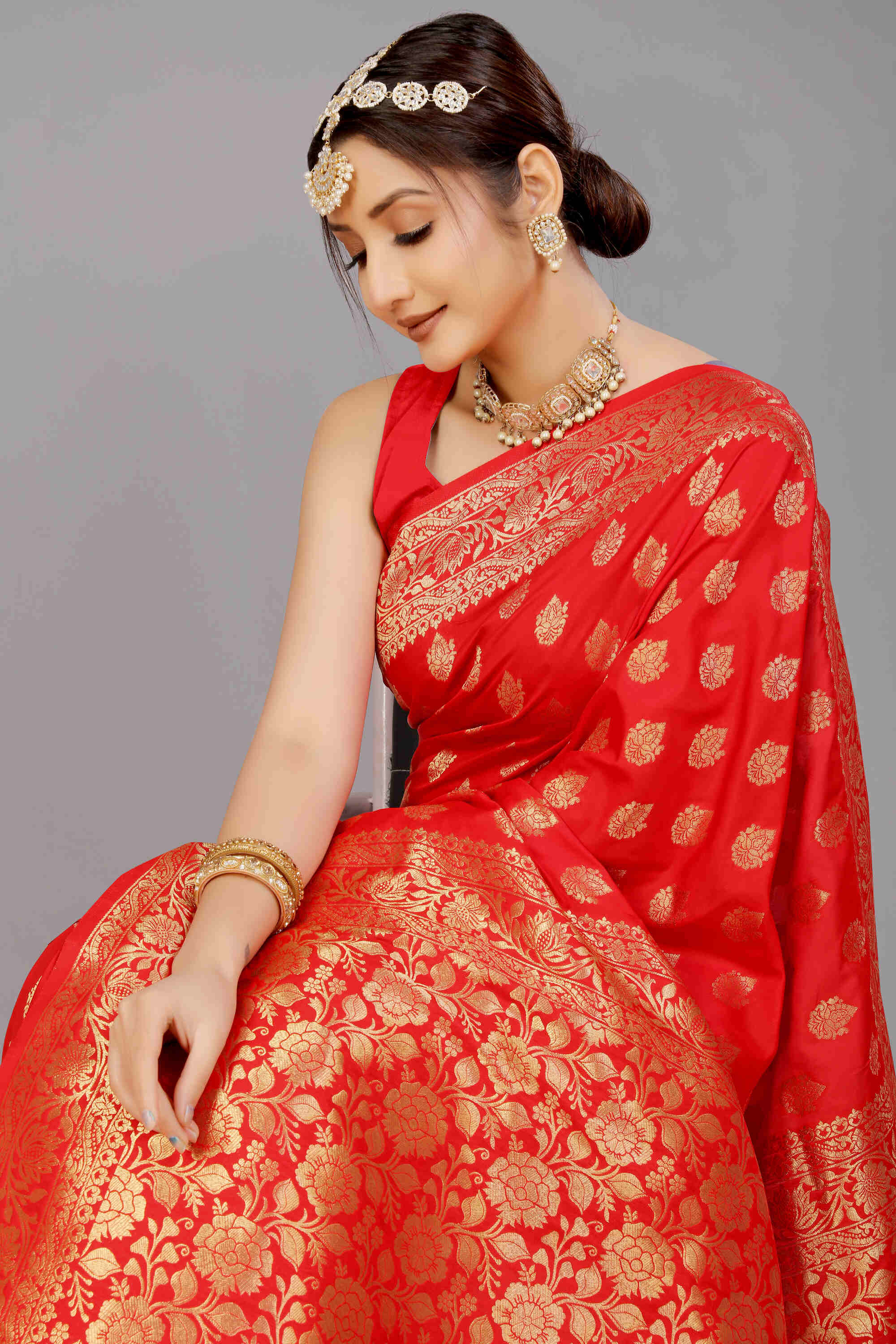 Red Soft Banarasi Silk Woven Zari Saree