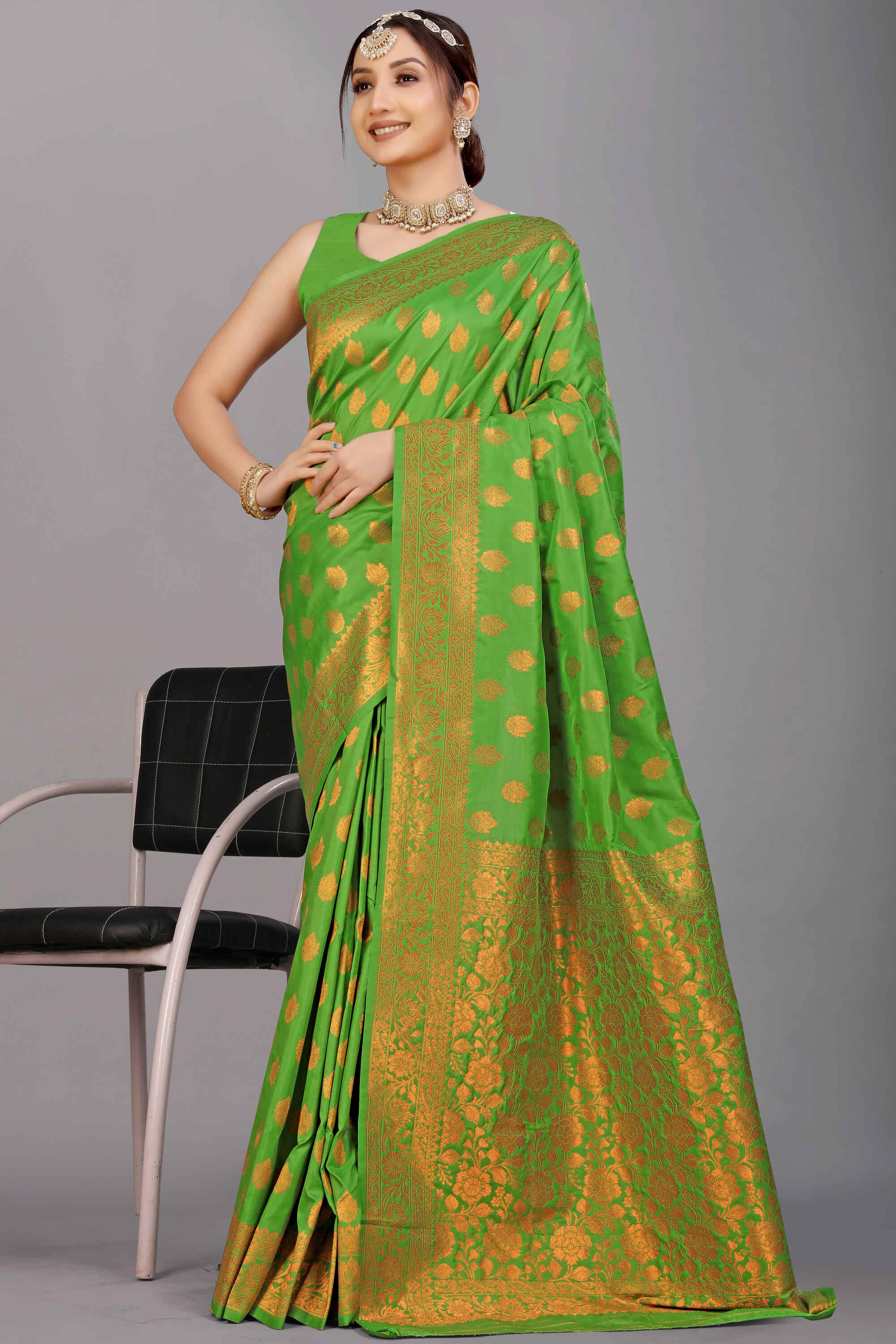 Green Soft Banarasi Silk Woven Zari Saree