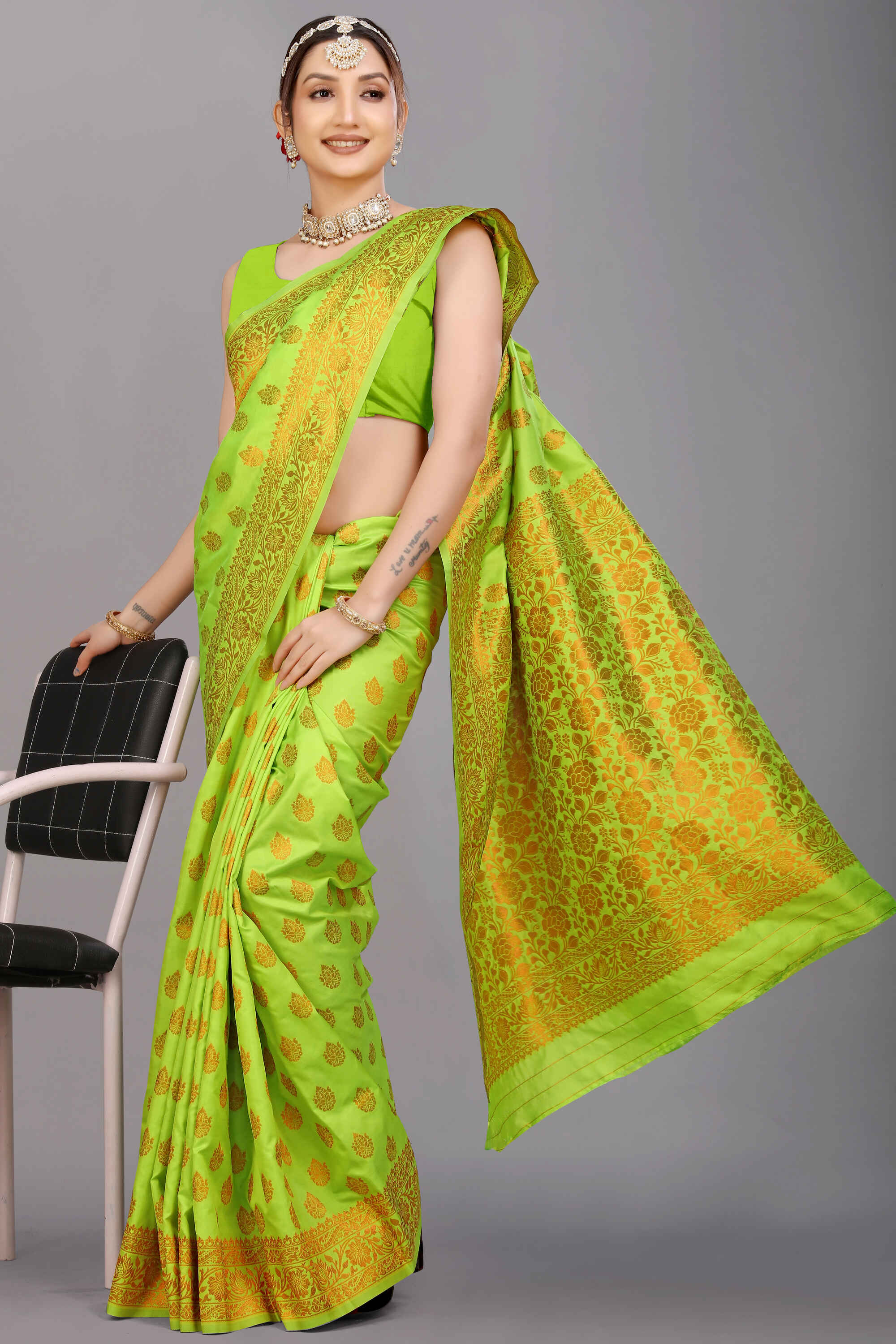 Green Soft Banarasi Silk Woven Zari Saree