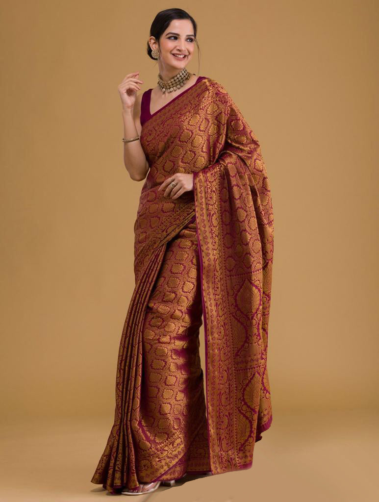 Red Soft Silk Saree With Snappy Blouse Piece