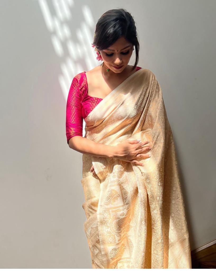 Beige Soft Silk Saree With Pretty Blouse Piece