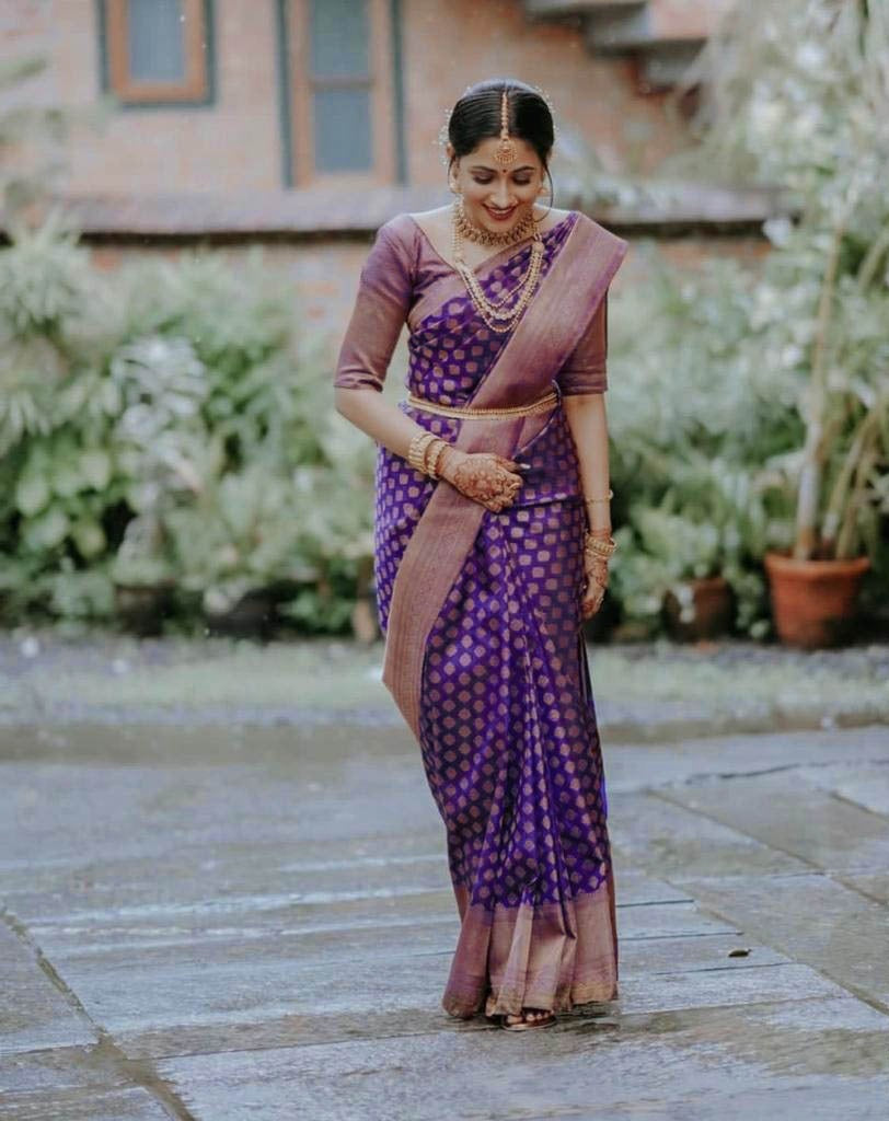 Royal Blue Soft Silk Saree With Woebegone Blouse Piece