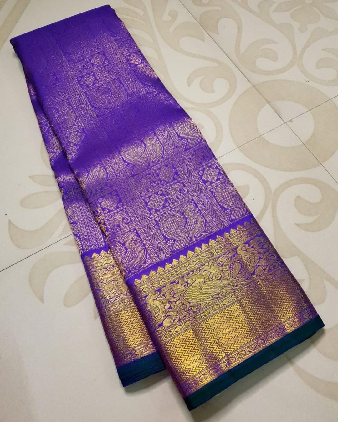 Royal Blue Soft Silk Saree With Fancifull Blouse Piece