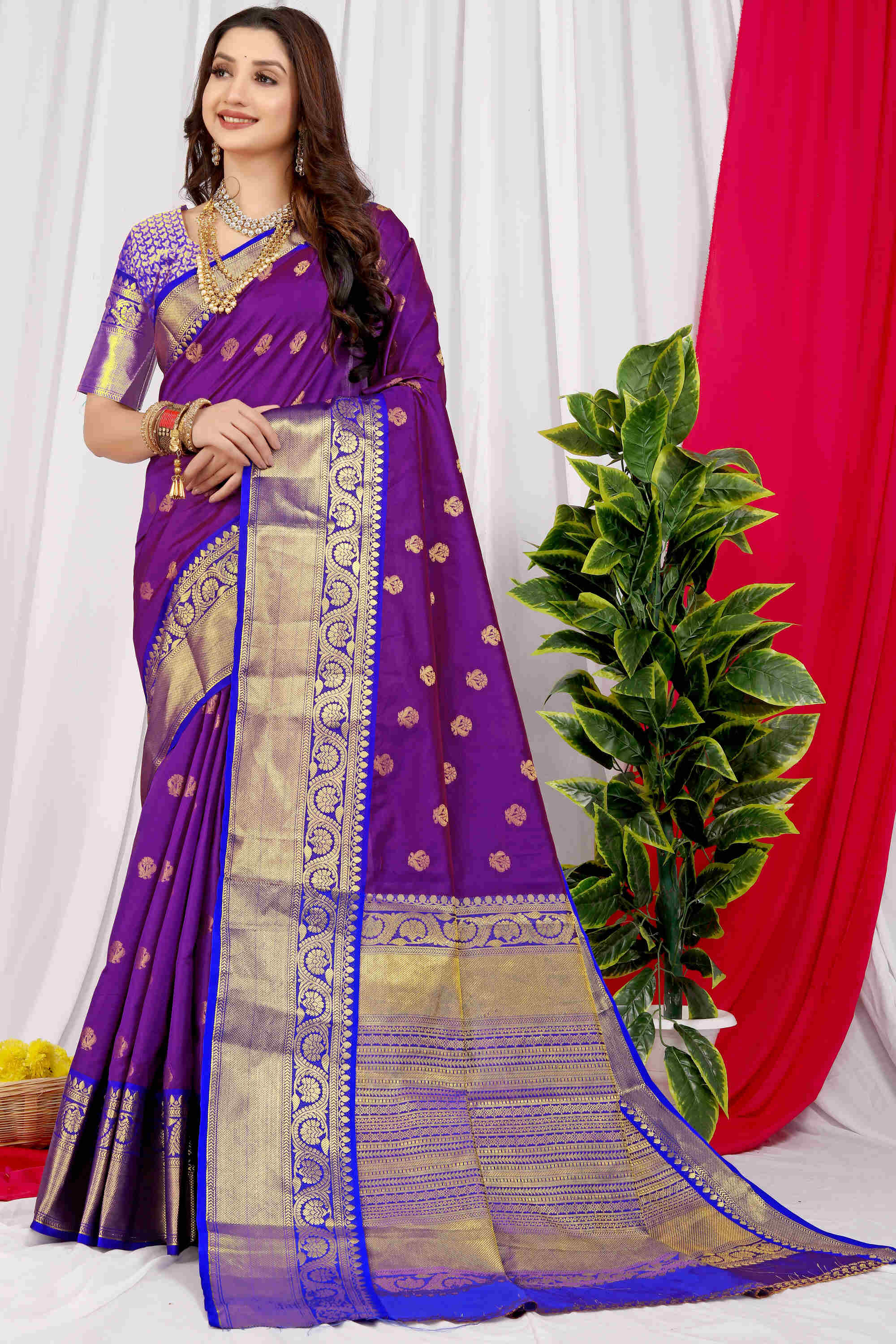 Purple Soft Silk Saree With Blouse Piece