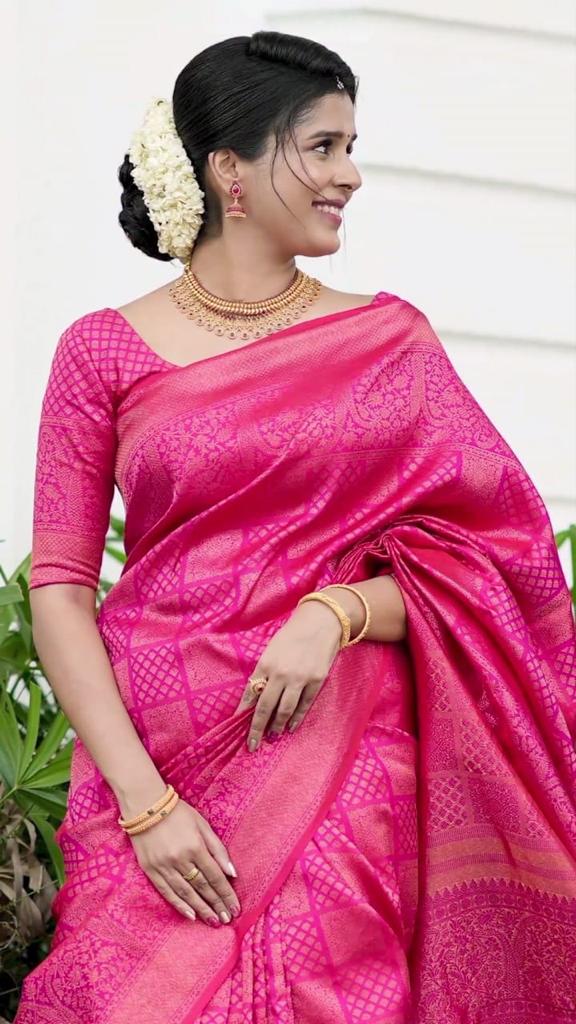 Dark Pink Soft Silk Saree With Comely Blouse Piece