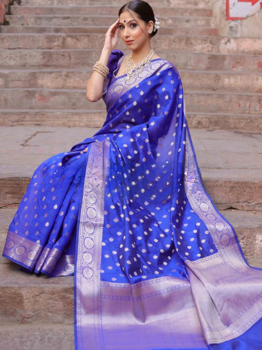 Blue Soft Silk Saree With Seraglio Blouse Piece