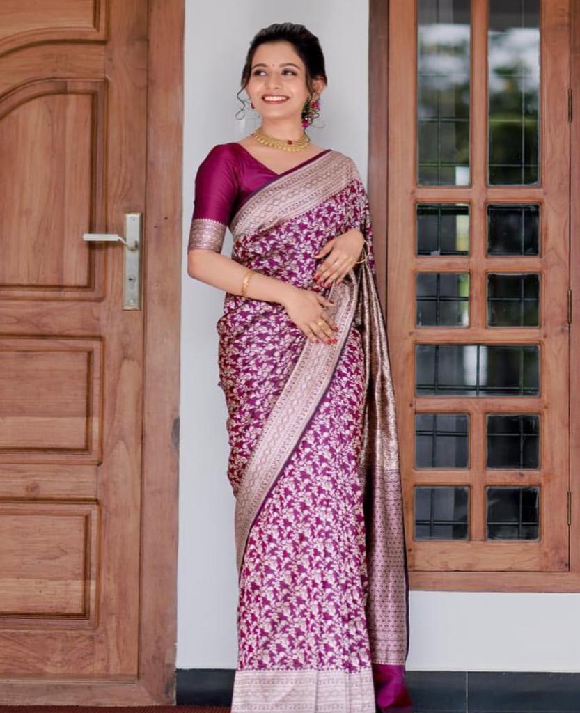 Purple Soft Silk Saree With Snazzy Blouse Piece