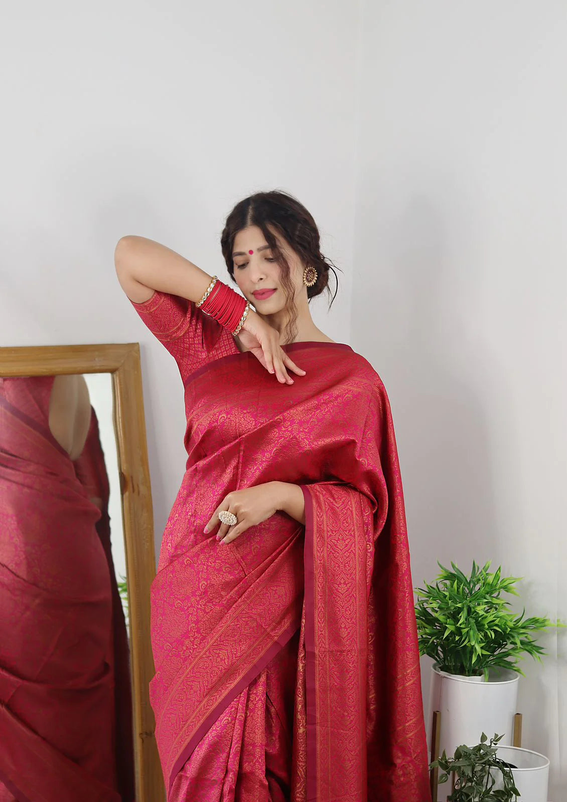 Dark Pink Soft Silk Saree With Girlish Blouse Piece