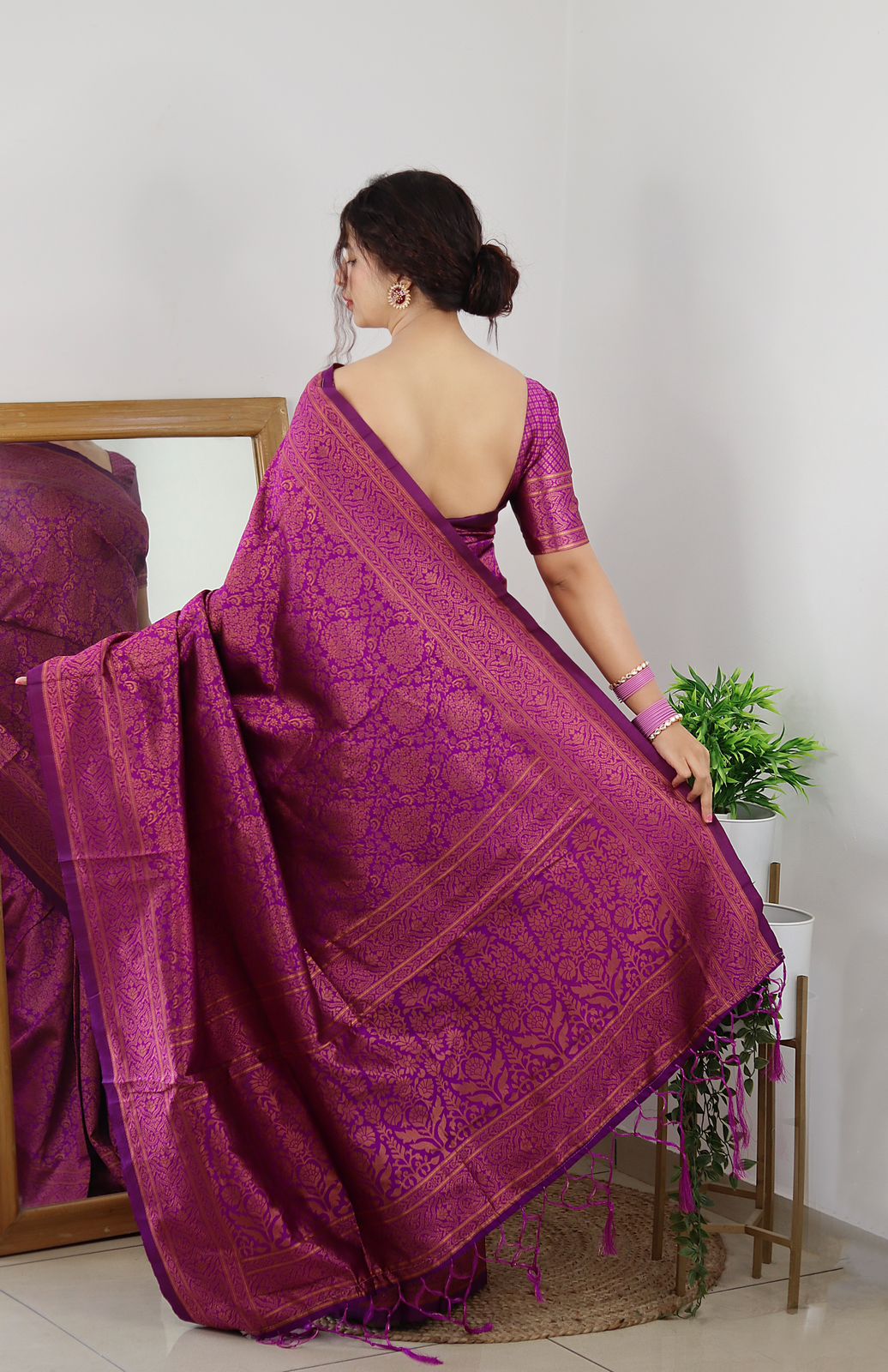 Purple Soft Silk Saree With Girlish Blouse Piece