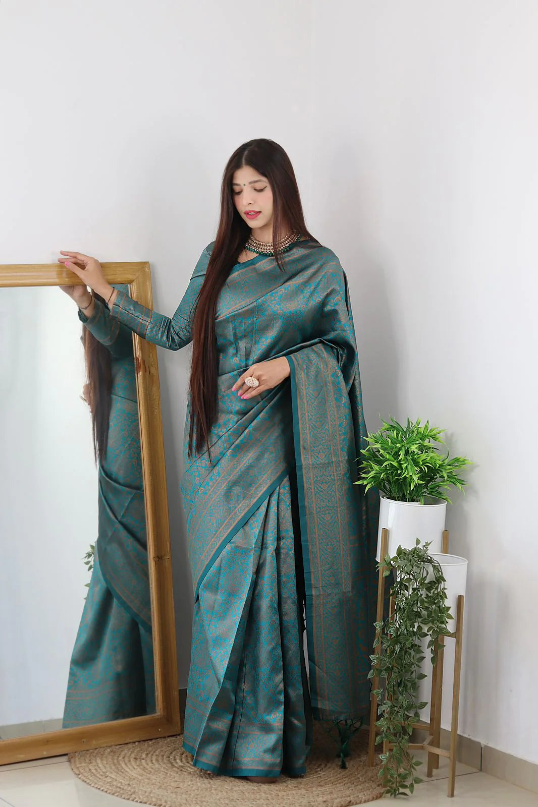 Rama Soft Silk Saree With Girlish Blouse Piece