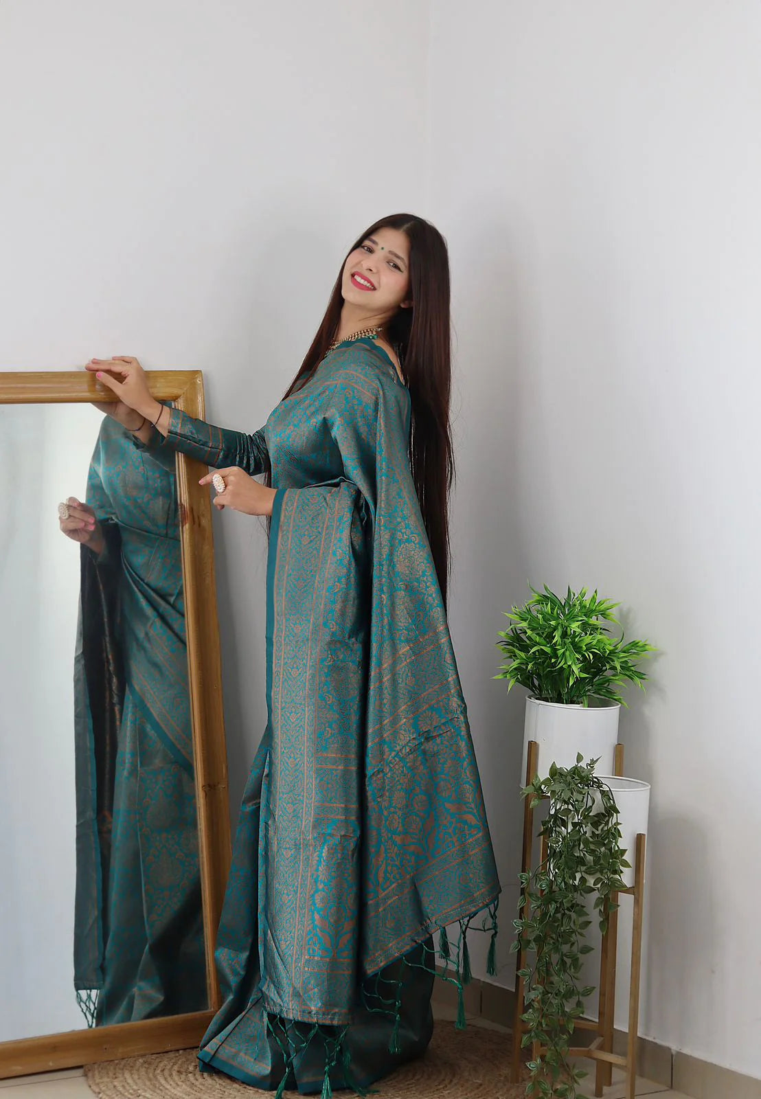 Rama Soft Silk Saree With Girlish Blouse Piece