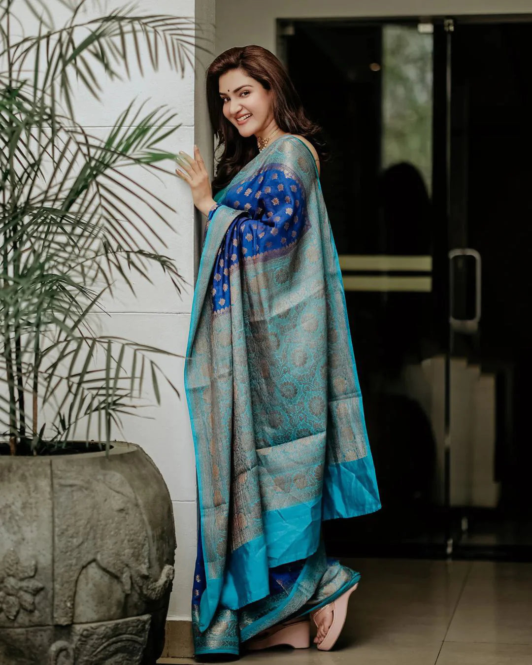 Blue Soft Banarasi Silk Saree With Beauteous Blouse Piece