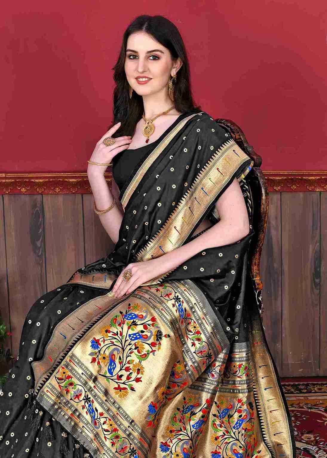 Black Soft pethani  Silk Saree  With Rich golden Zari Wooven  Pallu  Zari weawing