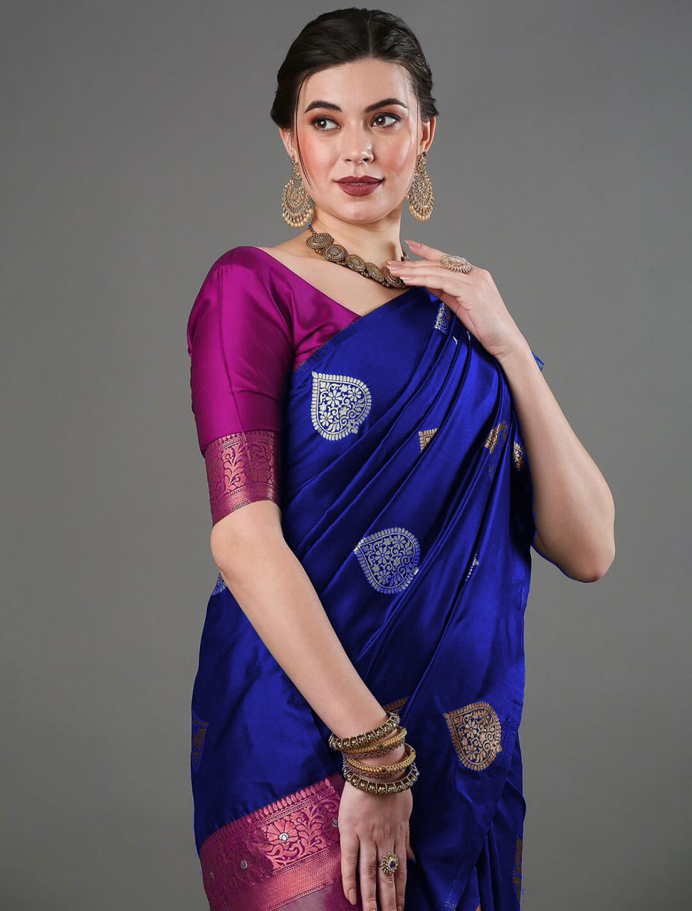 Blue Soft Silk Saree With Embrocation Blouse Piece