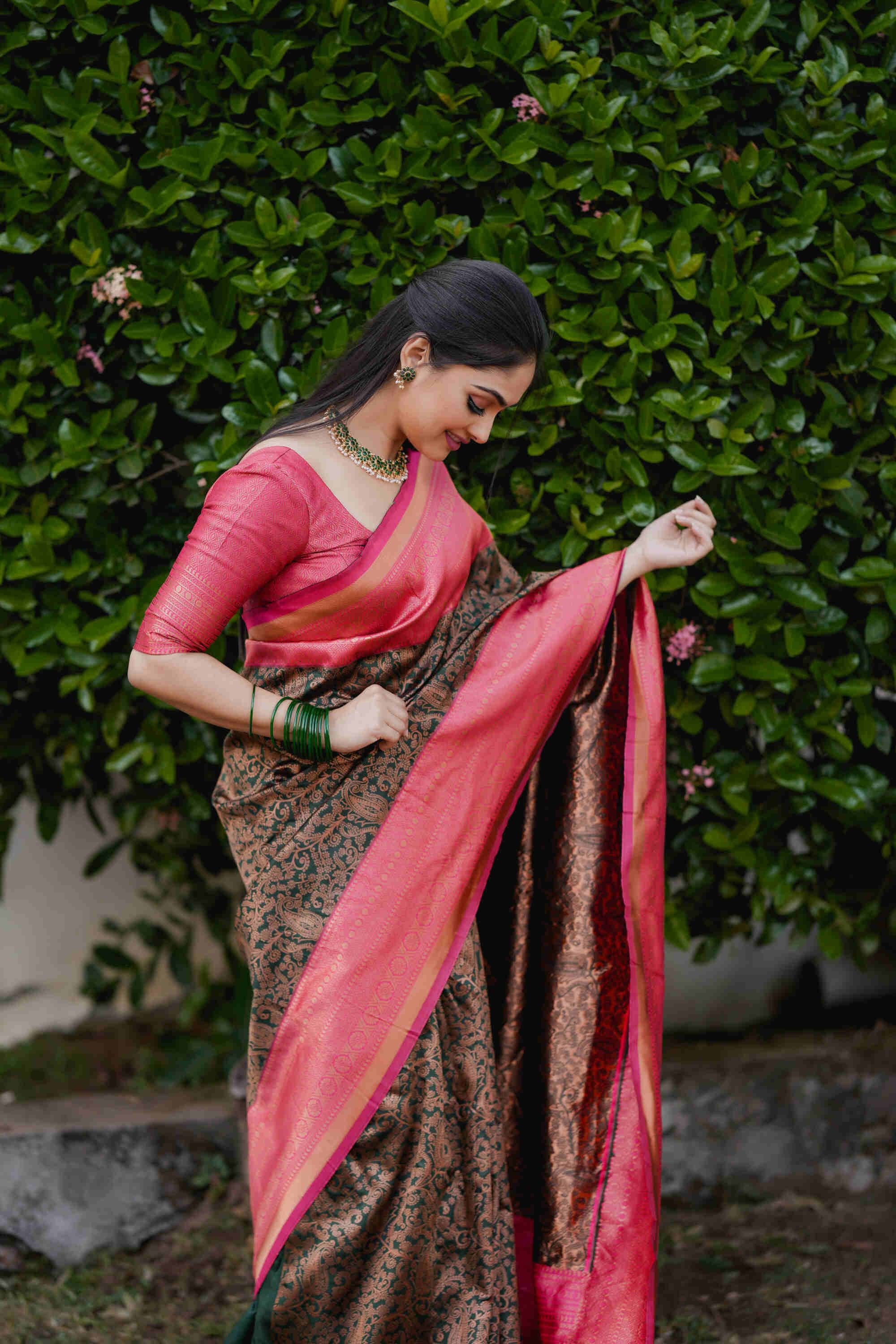 Green Soft Banarasi Silk Saree With Impressive Blouse Piece