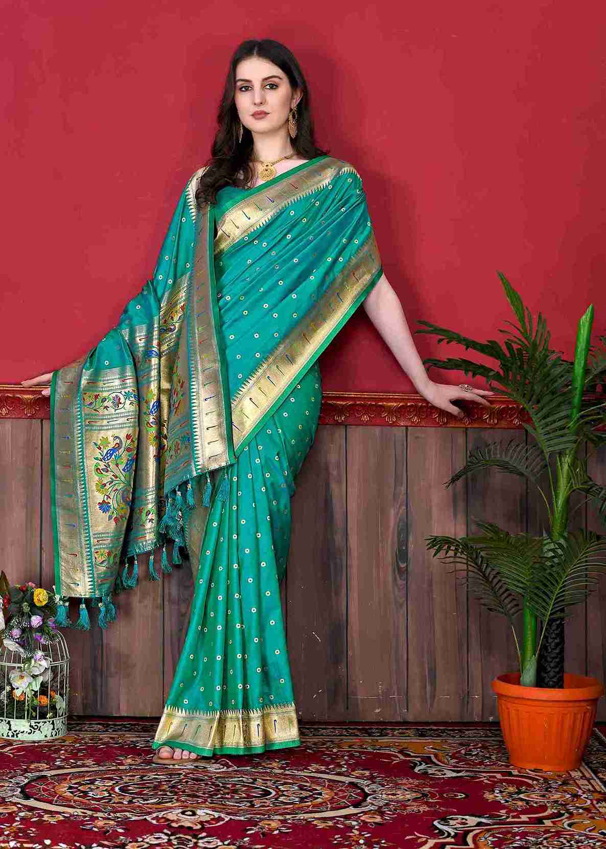 Rama Soft pethani  Silk Saree  With Rich golden Zari Wooven  Pallu  Zari weawing