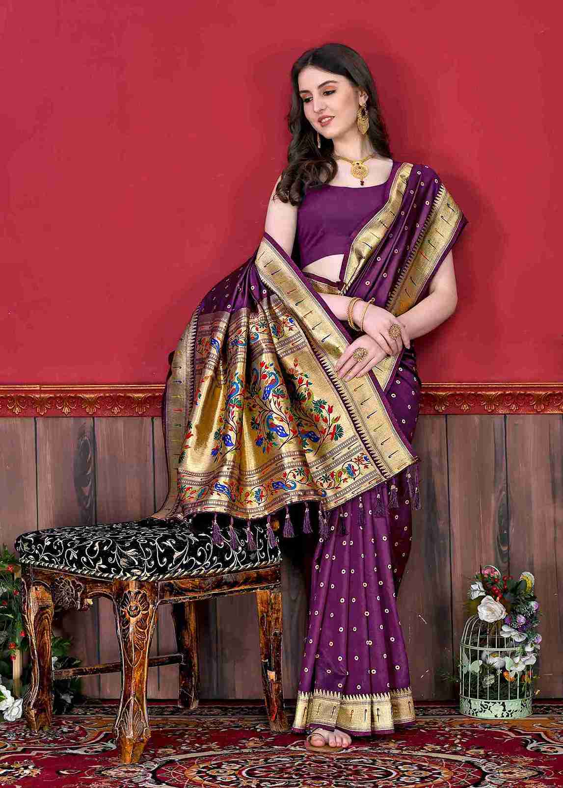 Purple Soft pethani  Silk Saree  With Rich golden Zari Wooven  Pallu  Zari weawing