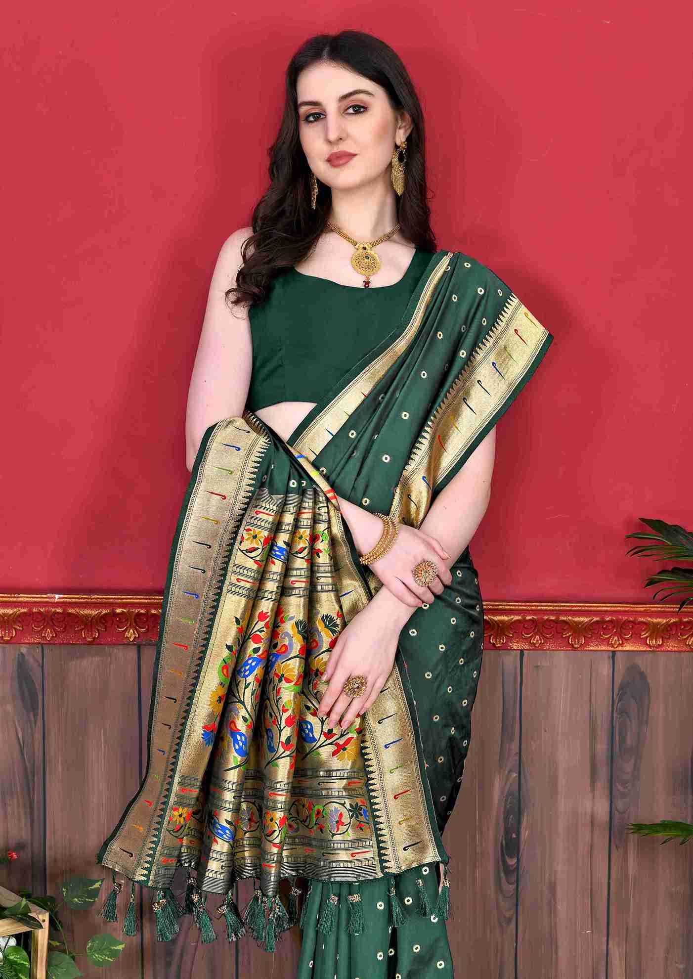 Dark Green Soft pethani  Silk Saree  With Rich golden Zari Wooven  Pallu  Zari weawing