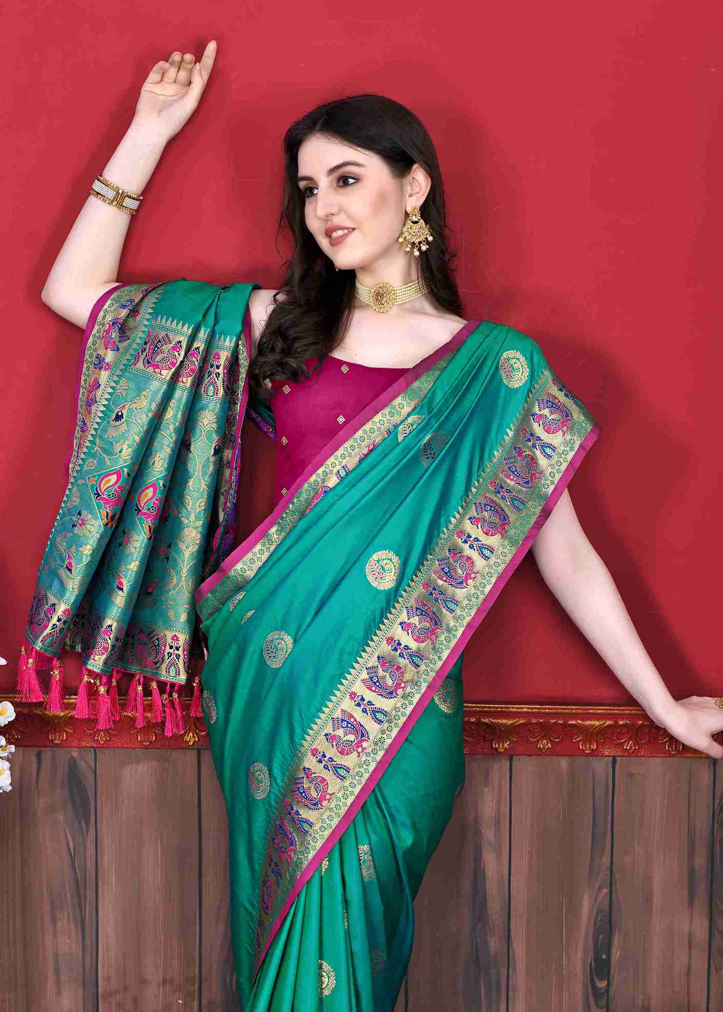 Tenl Soft pethani  Silk Saree  With Rich golden Zari Wooven  Pallu  Zari weawing