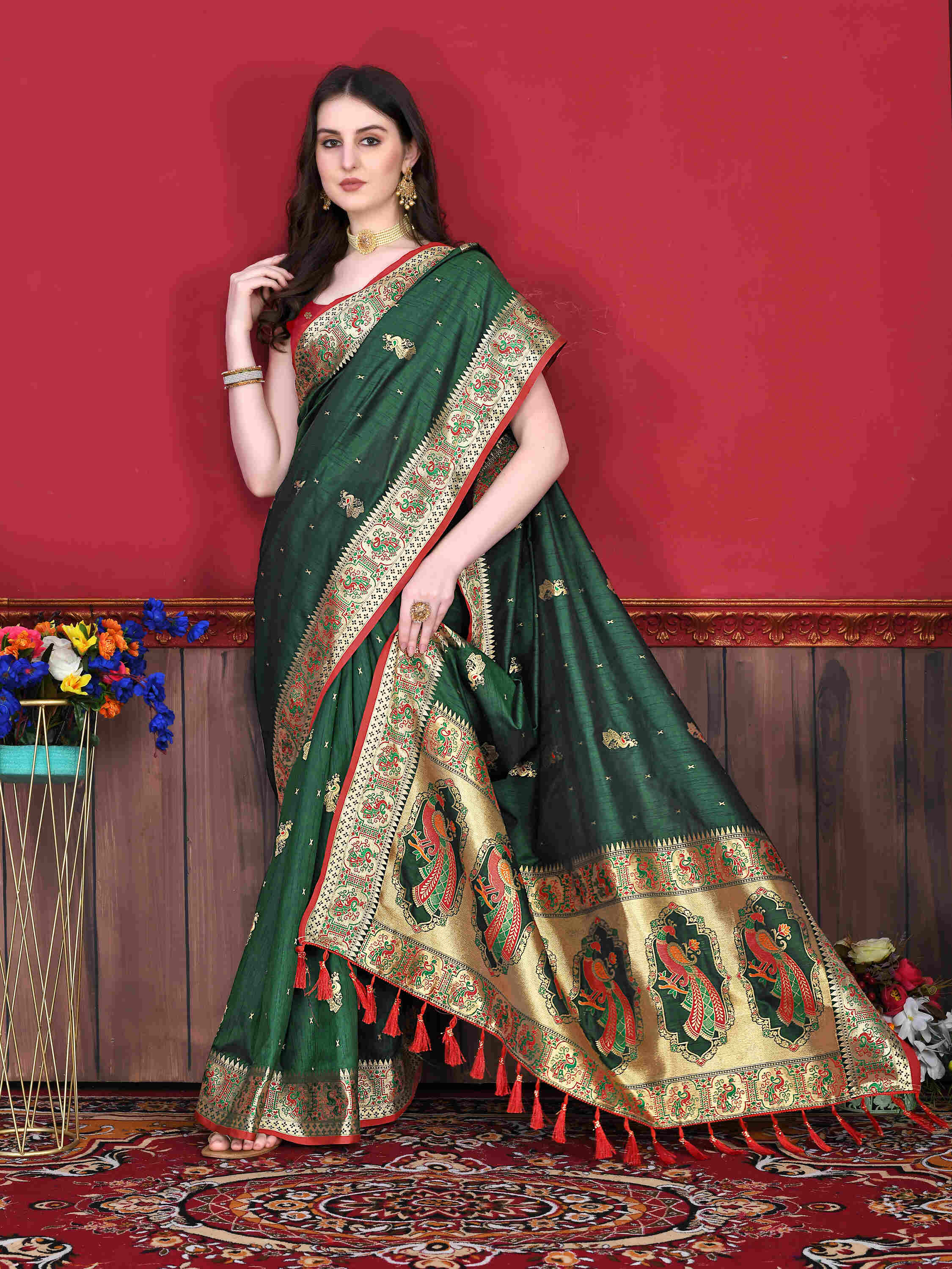 Dark Green Soft pethani  Silk Saree  With Rich golden Zari Wooven  Pallu  Zari weawing