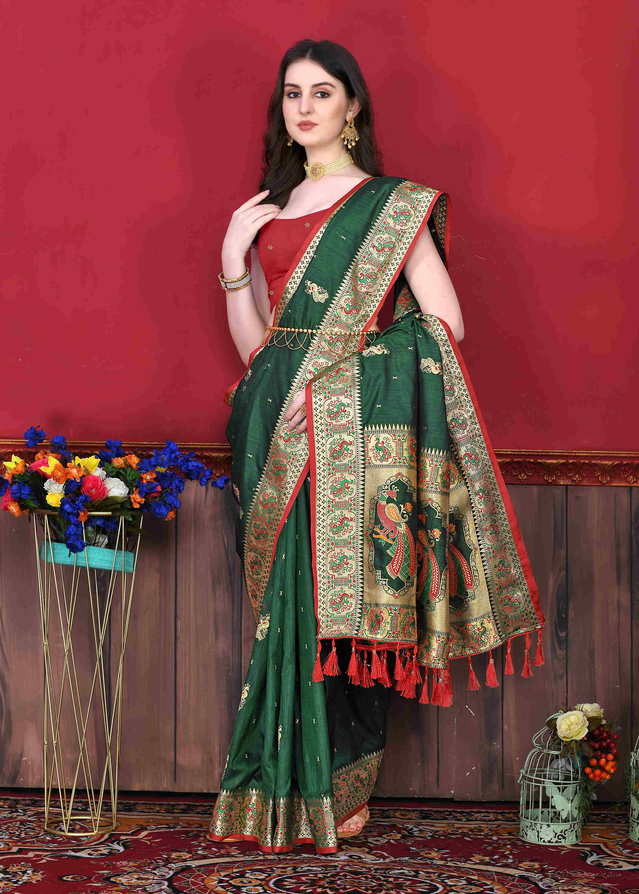 Dark Green Soft pethani  Silk Saree  With Rich golden Zari Wooven  Pallu  Zari weawing