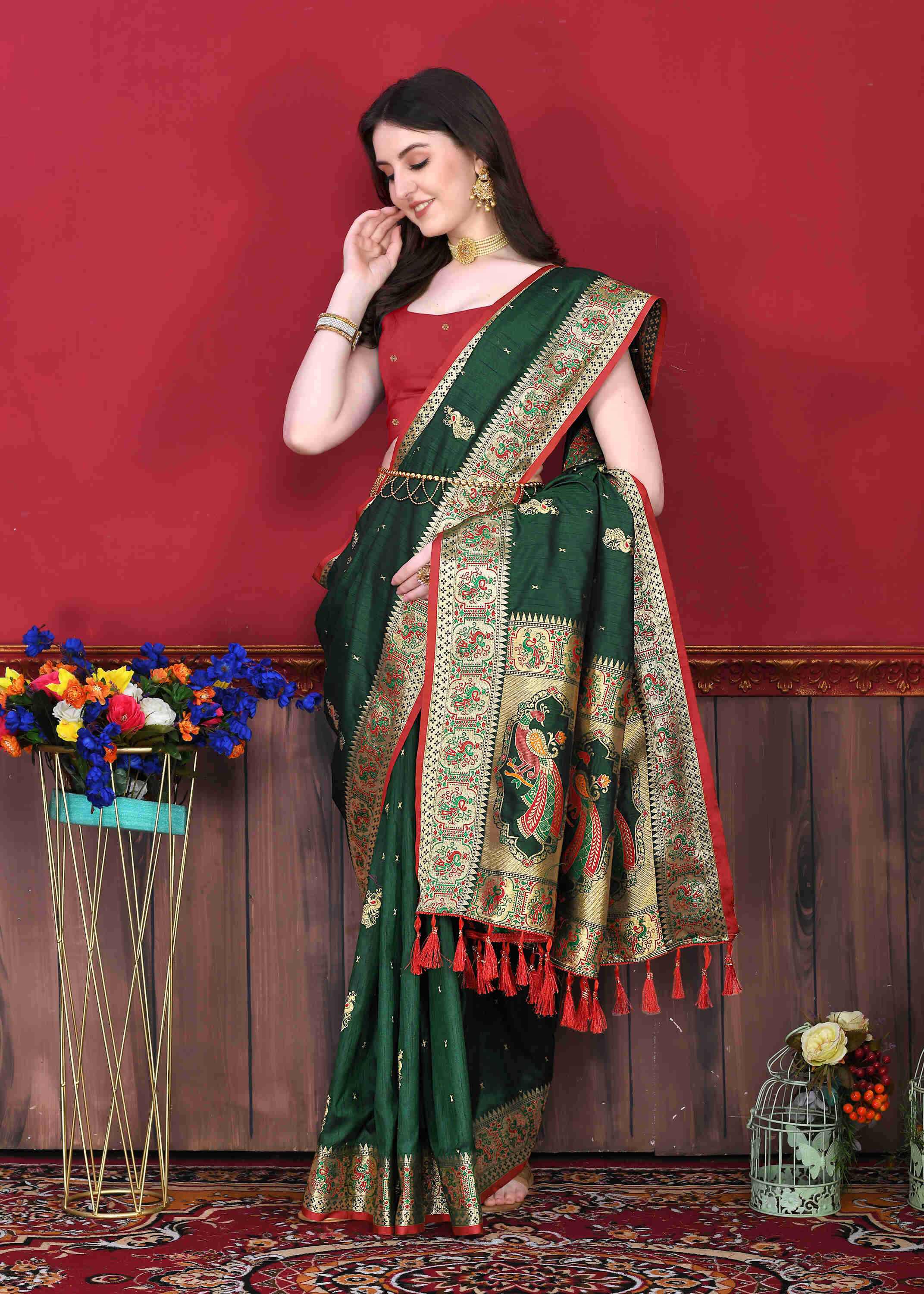 Dark Green Soft pethani  Silk Saree  With Rich golden Zari Wooven  Pallu  Zari weawing