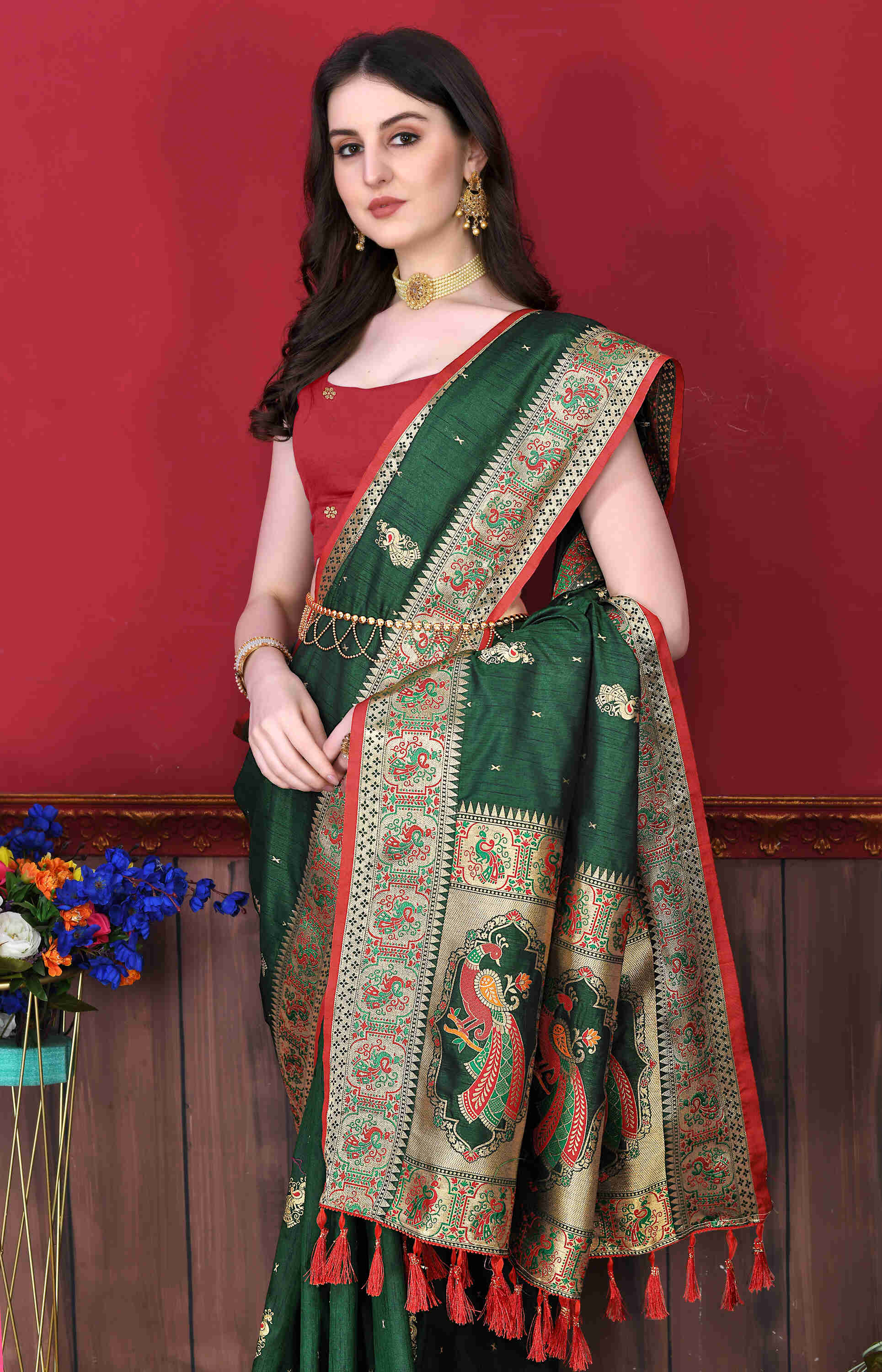 Dark Green Soft pethani  Silk Saree  With Rich golden Zari Wooven  Pallu  Zari weawing