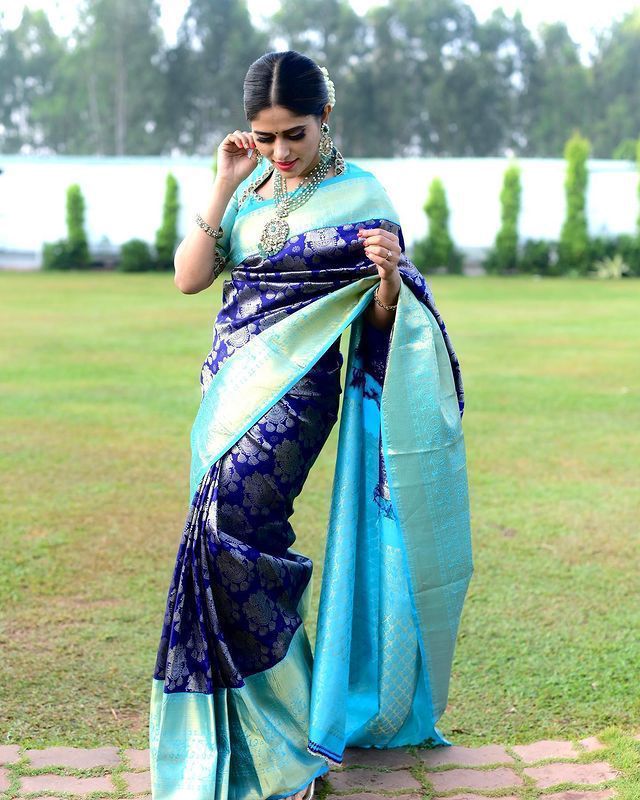 Blue Soft Banarasi Silk Saree With Glorious Blouse Piece
