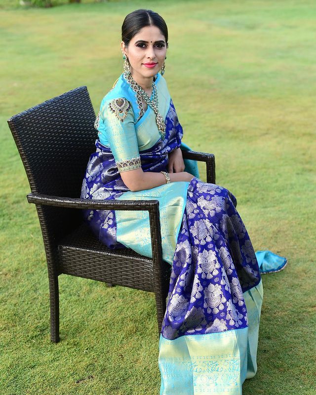 Blue Soft Banarasi Silk Saree With Glorious Blouse Piece