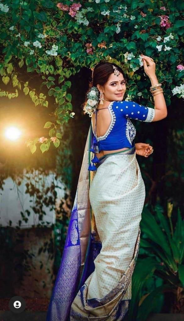 White Blue Banarasi Silk Saree With Blouse Piece For Women