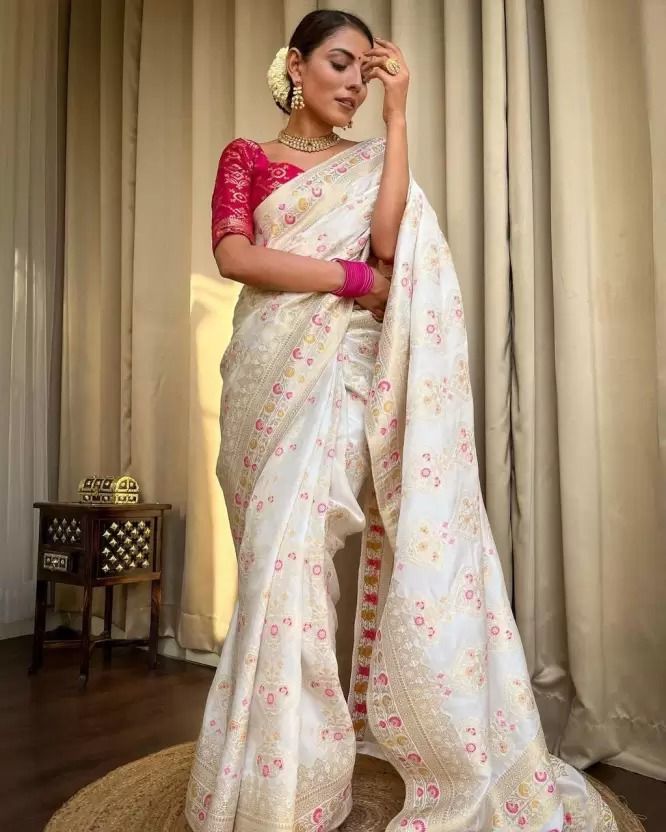 White Soft Banarasi Silk saree Excellent Blouse Piece