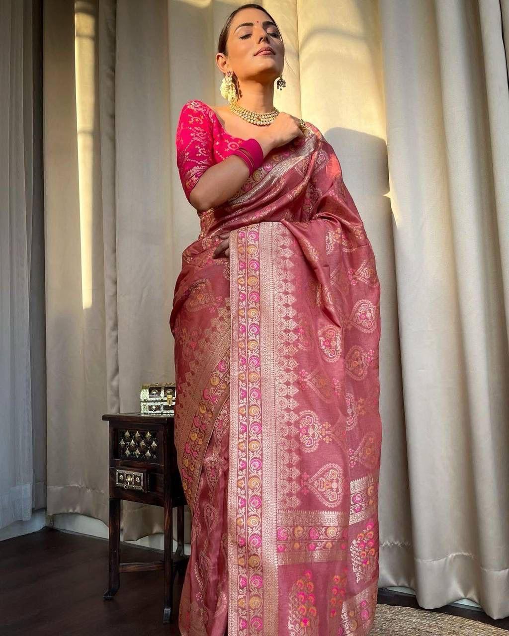 Peach Soft Banarasi Silk saree Excellent Blouse Piece