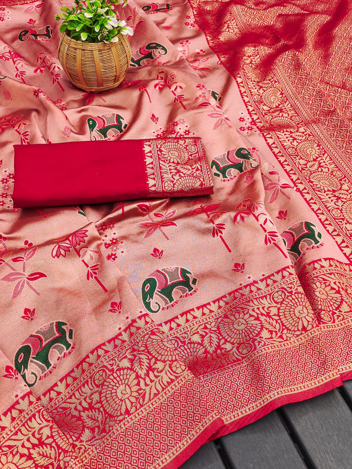 Red Banarasi Silk Saree With Excellent Blouse Piece