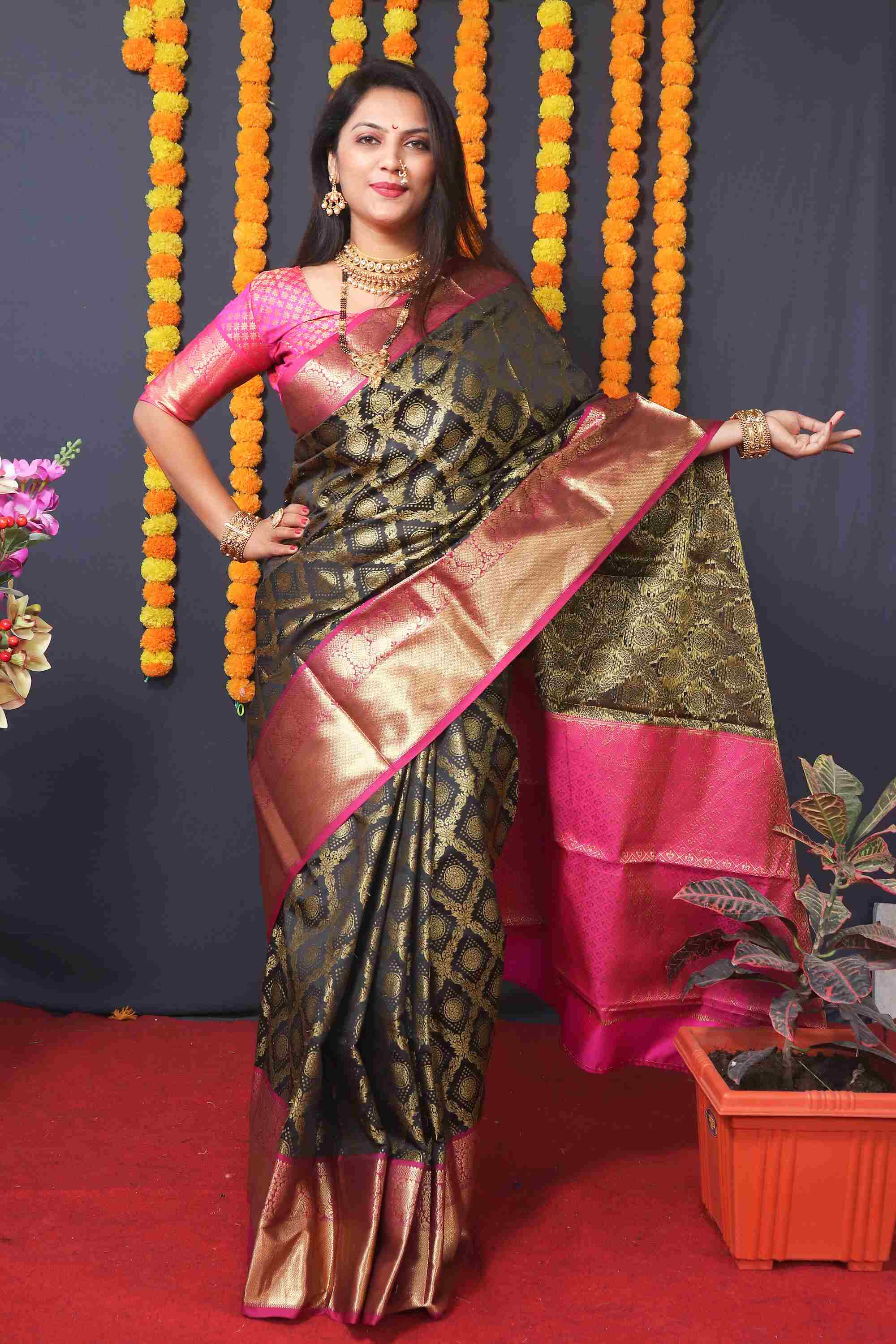 Black Soft Banarasi Silk Woven Zari Saree With Blouse Piece