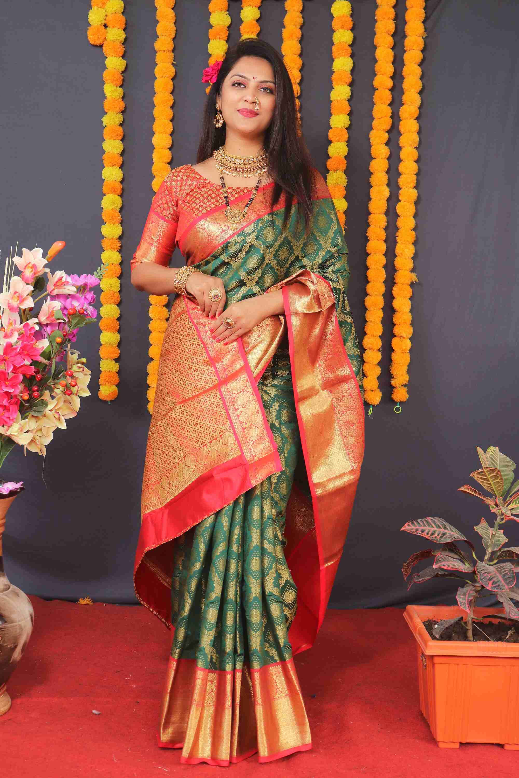 Green Soft Banarasi Silk Woven Zari Saree With Blouse Piece