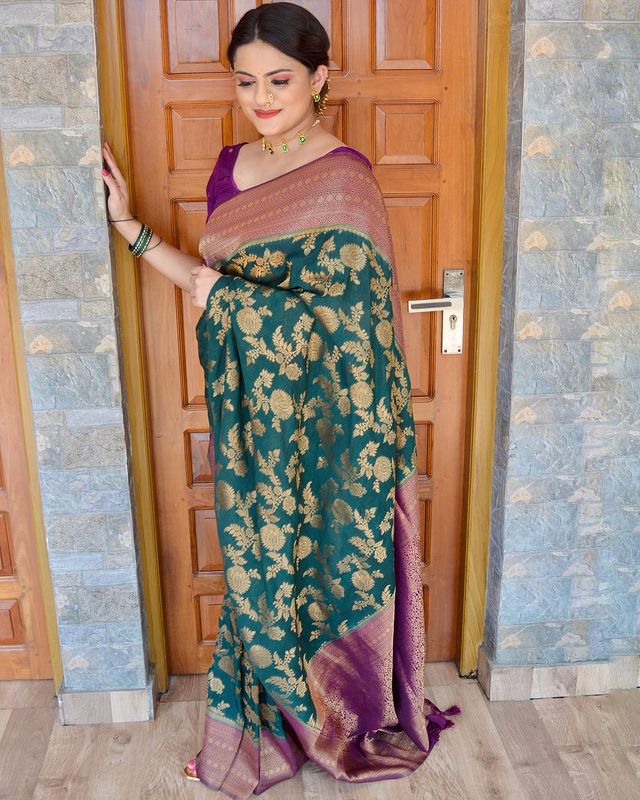 Rama Soft Banarasi Silk Saree With Sizzling Blouse Piece