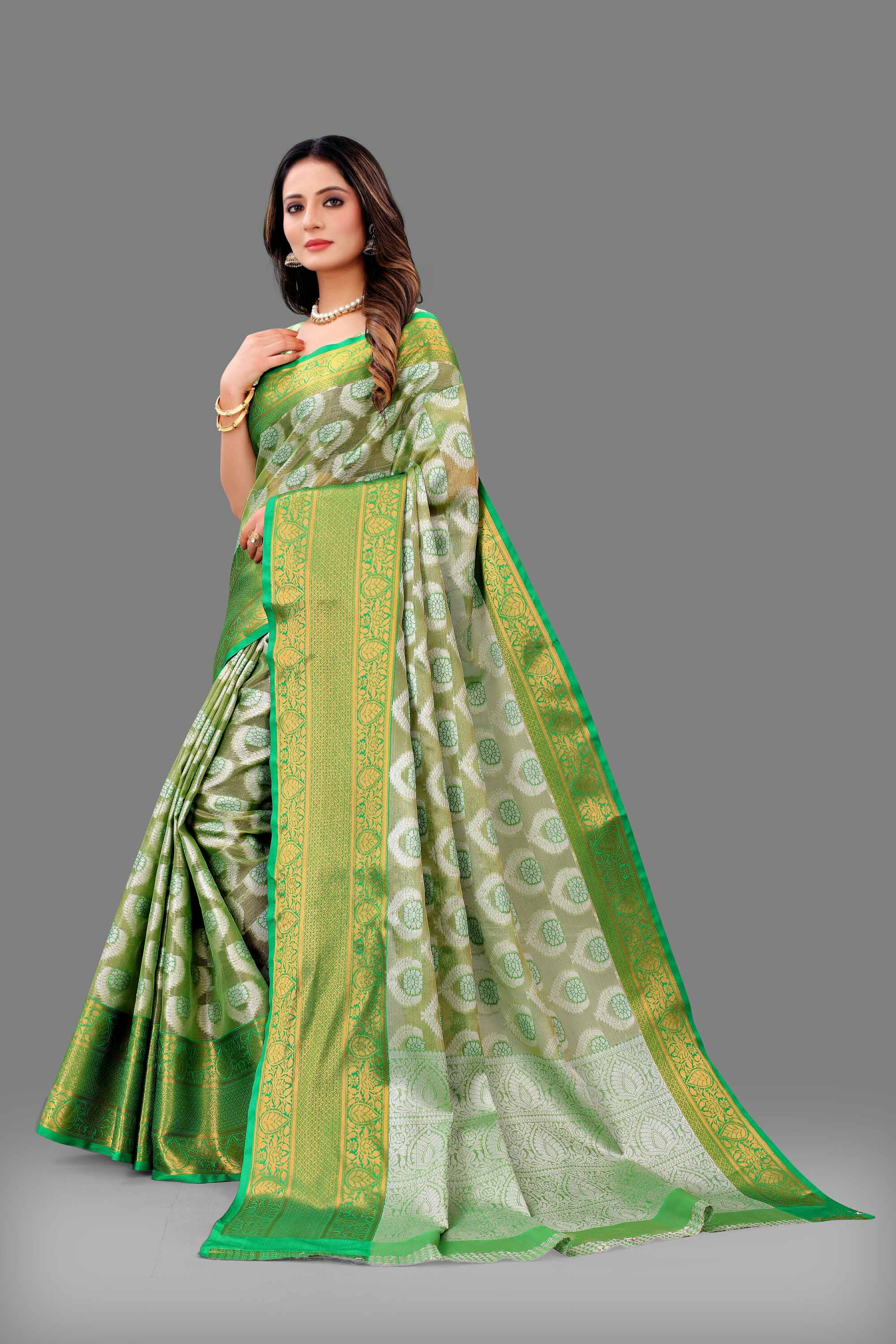 Green Soft Organza Silk Saree  With Rich golden Zari Wooven  Pallu  Zari weawing