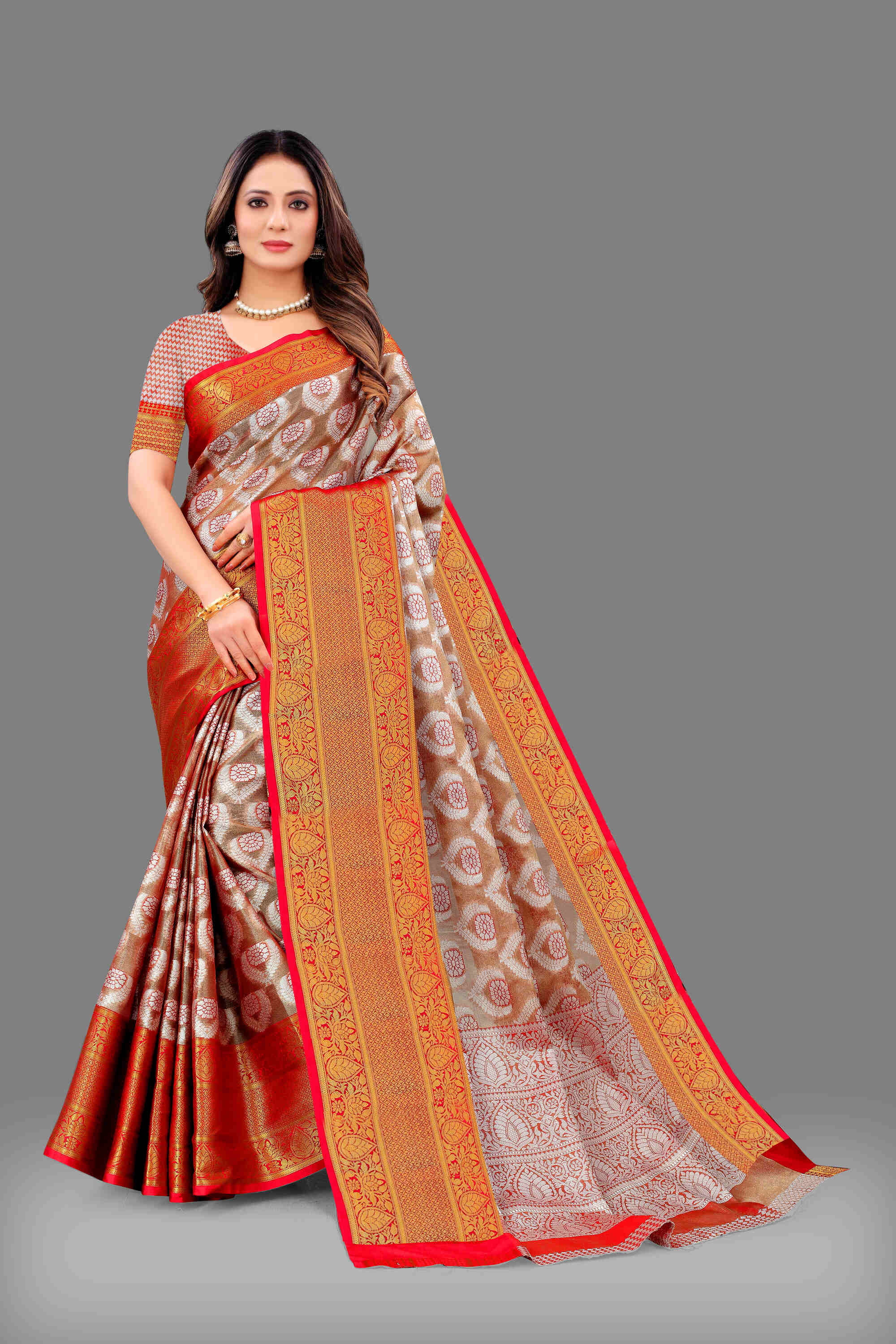 Red Soft Organza Silk Saree  With Rich golden Zari Wooven  Pallu  Zari weawing