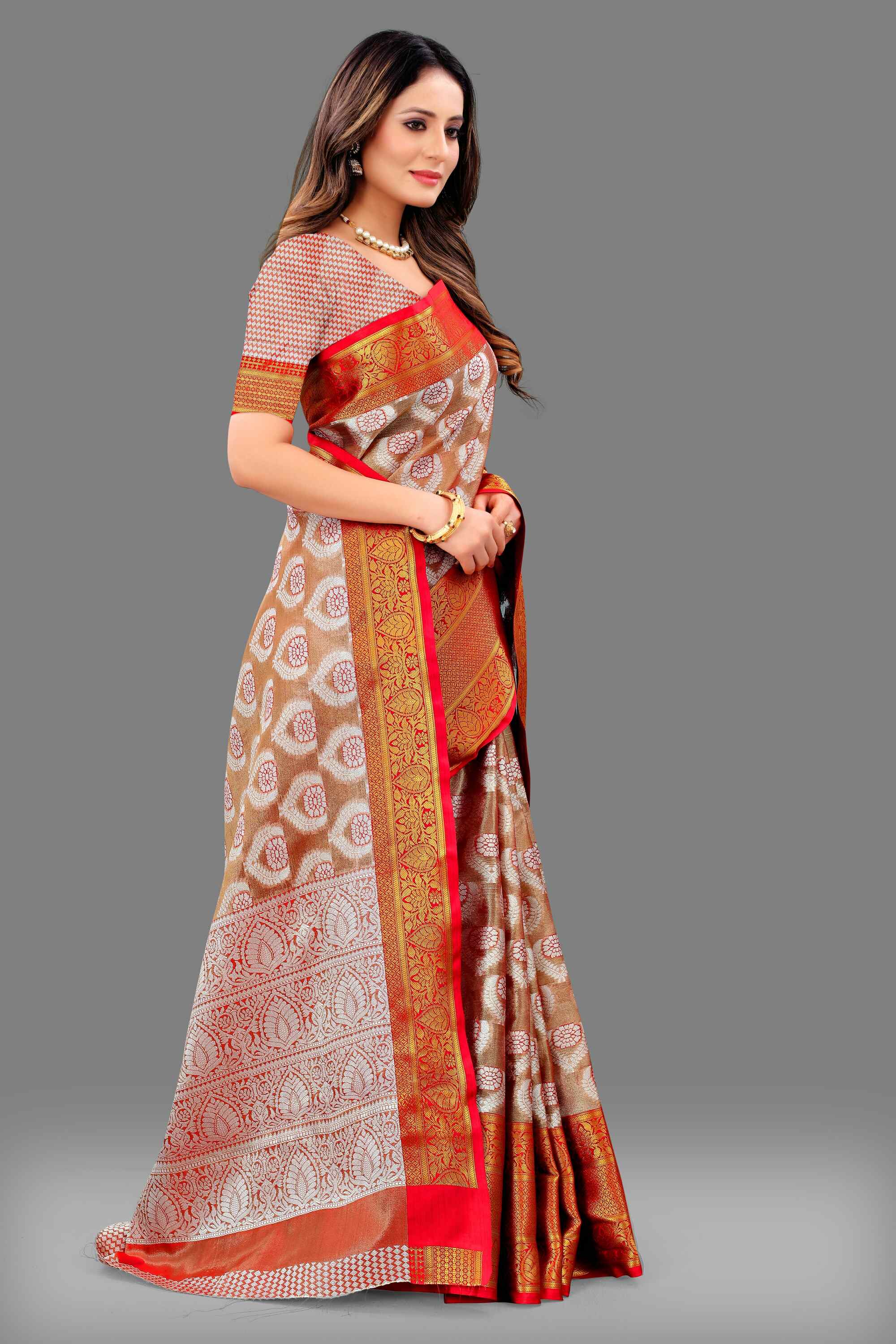 Red Soft Organza Silk Saree  With Rich golden Zari Wooven  Pallu  Zari weawing