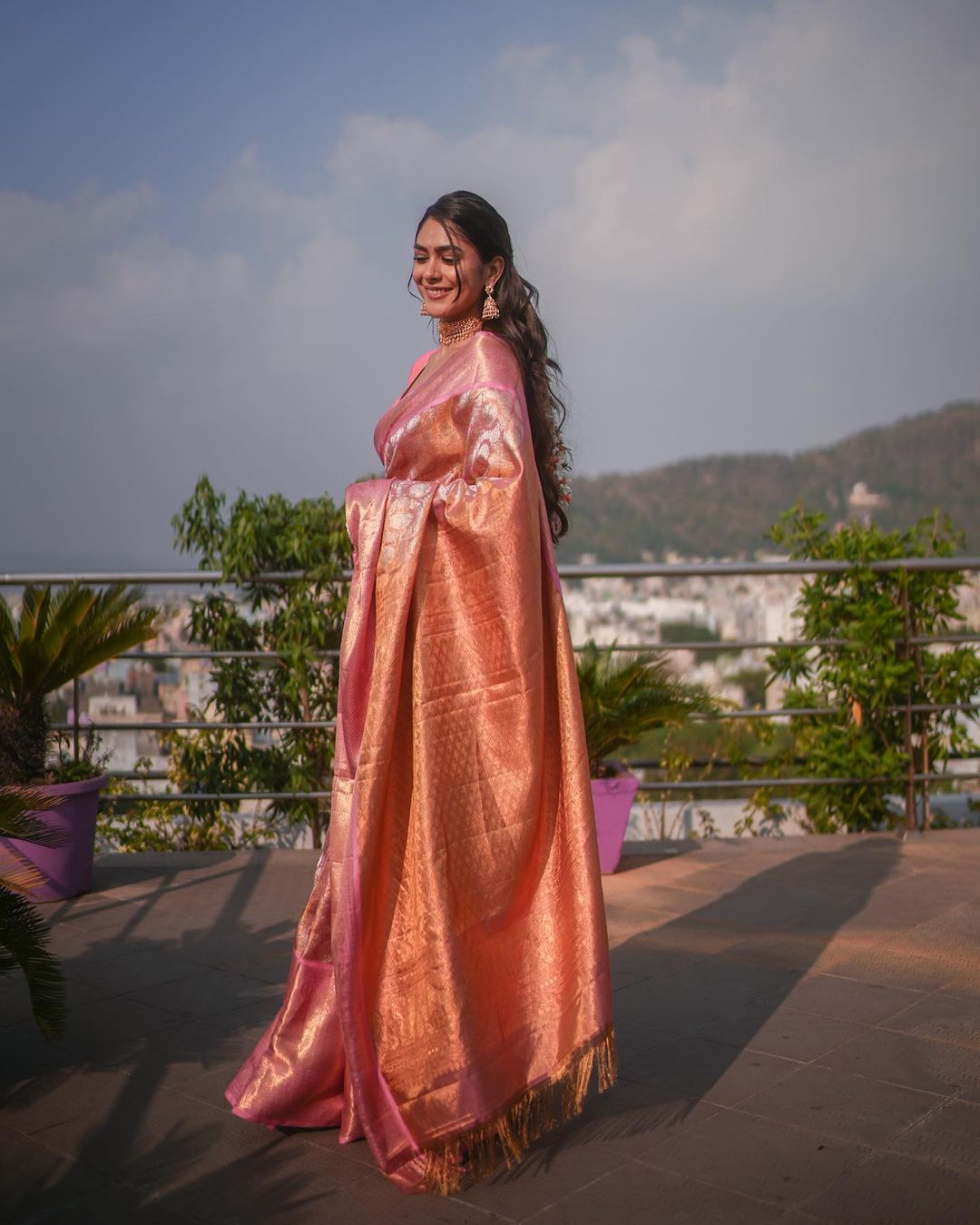 Pink Soft Banarasi Silk Saree With Impressive Blouse Piece