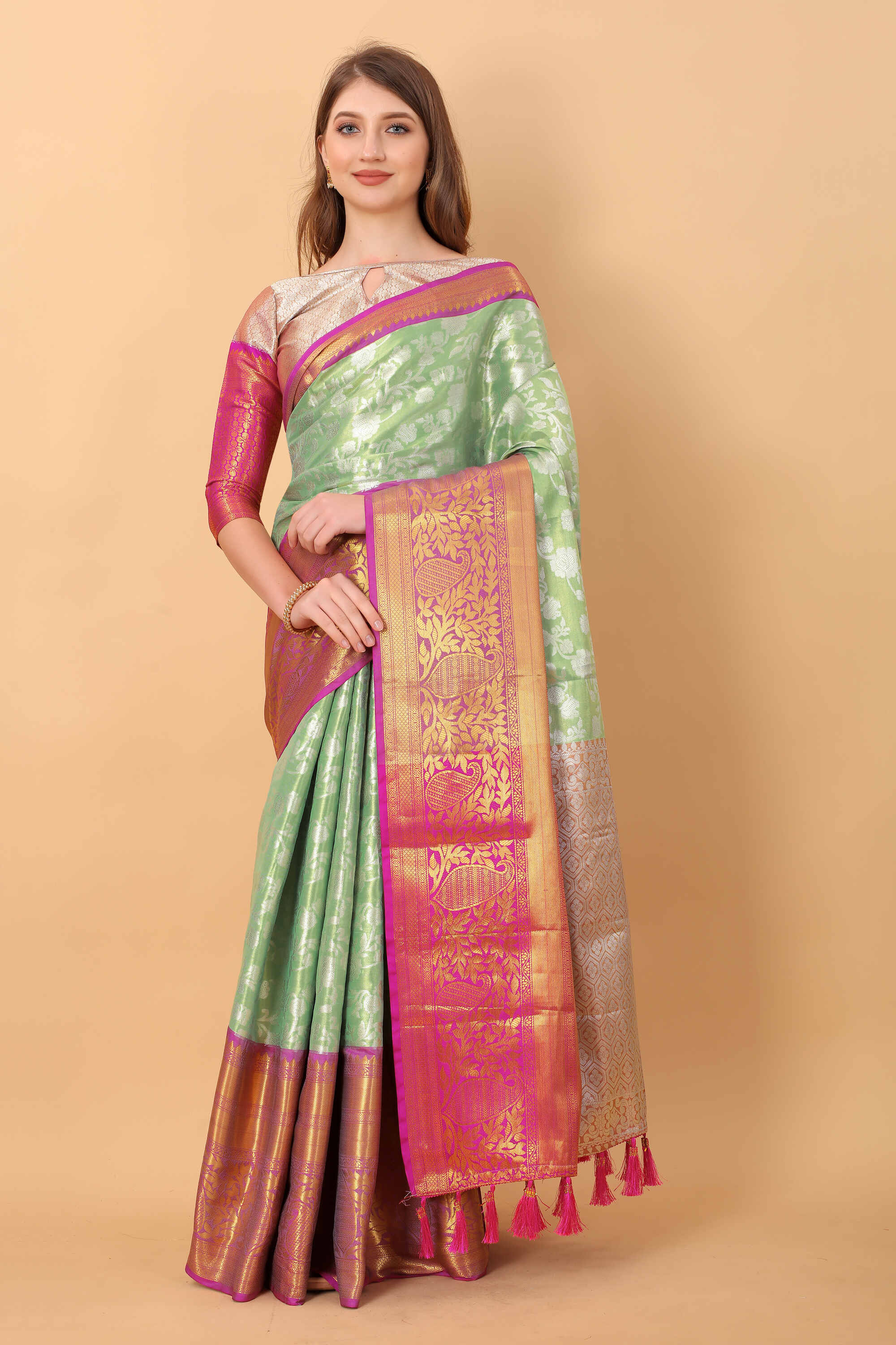 Pista Soft kanjivarm Silk Saree Zari Wooven  Pallu Zari weawing With Blouse Piece