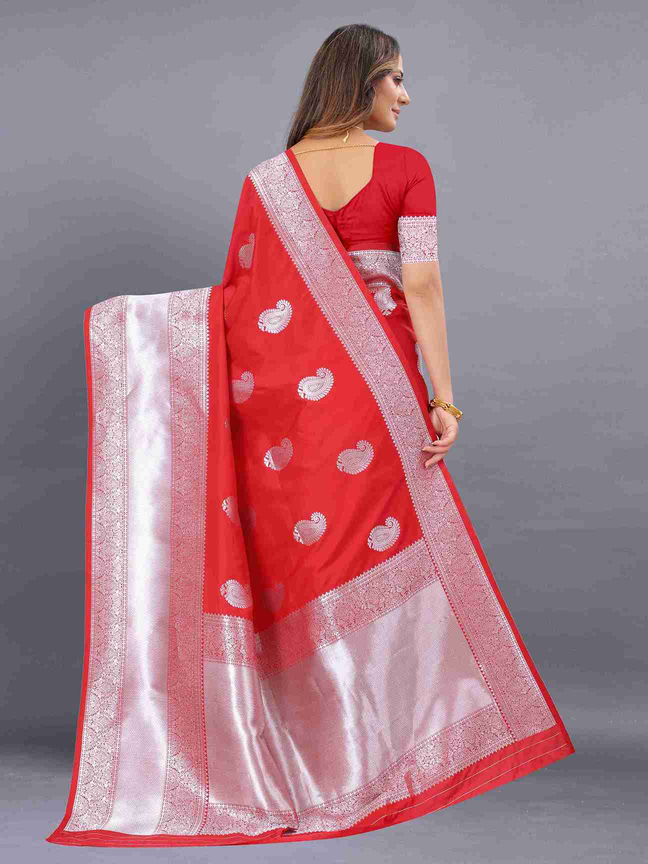 Red Soft kanjivarm Silk Saree Zari Wooven  Pallu Zari weawing With Blouse Piece