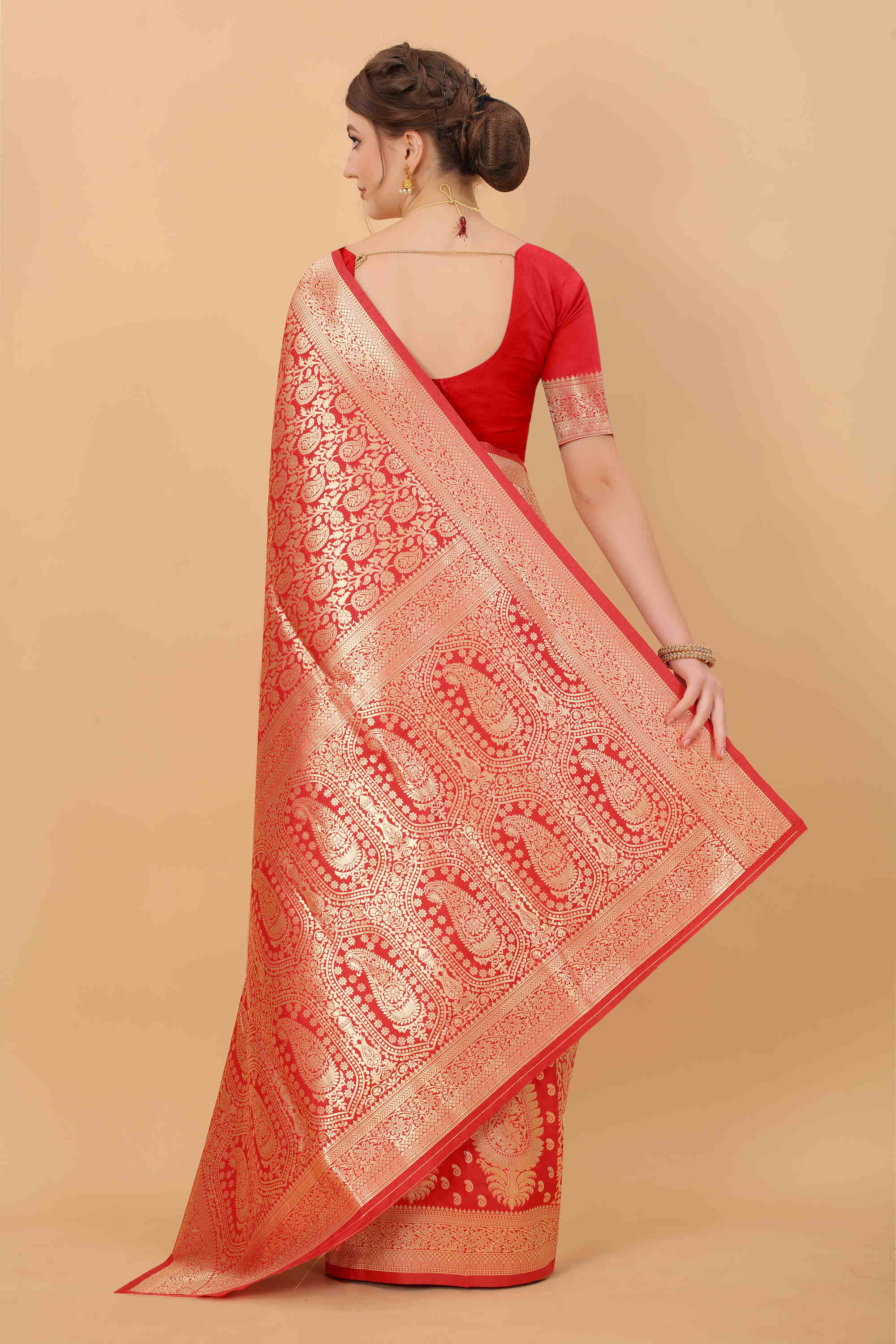 Red Soft kanjivarm Silk Saree Zari Wooven  Pallu Zari weawing With Blouse Piece