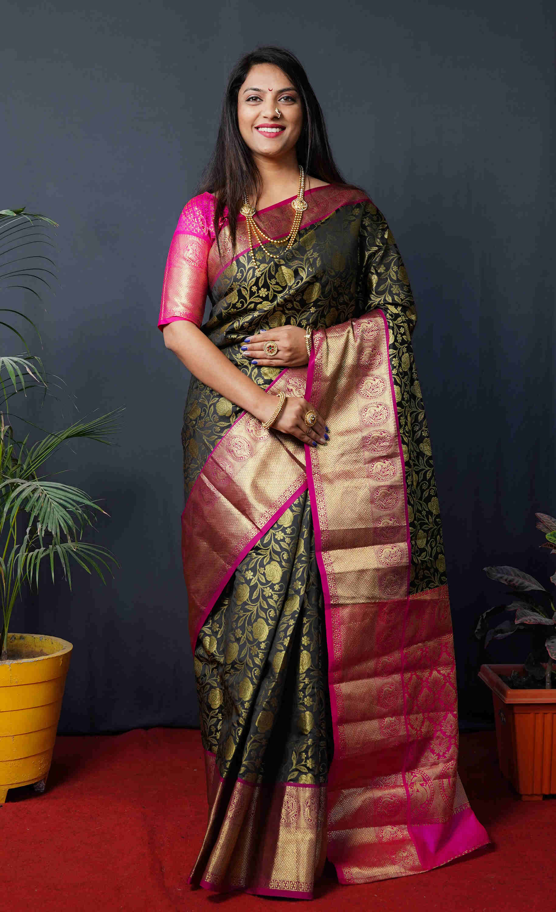 Black Kanjivaram Silk Woven Zari Saree with Blouse Piece