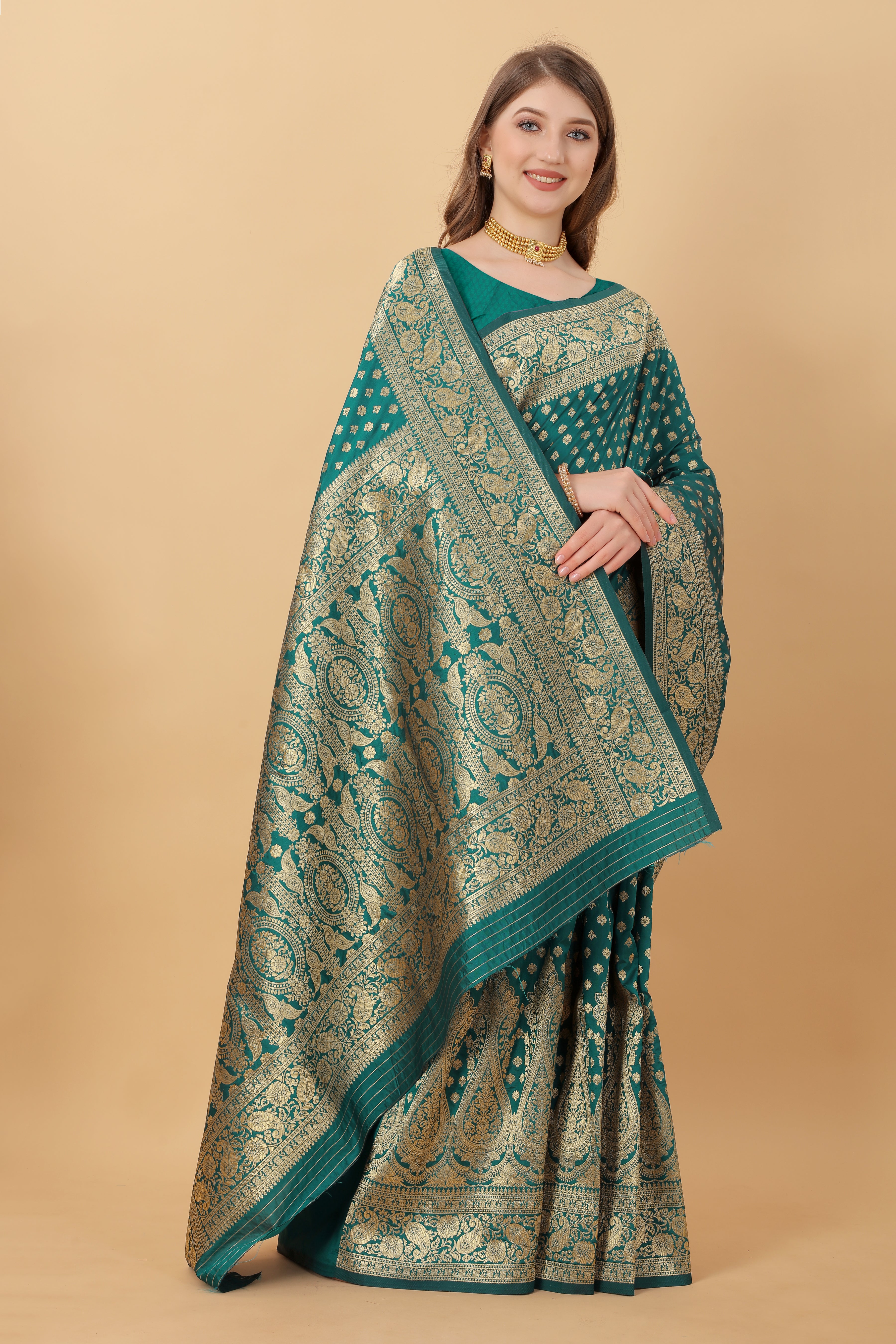 Green Soft kanjivarm Silk Saree Zari Wooven  Pallu Zari weawing With Blouse Piece